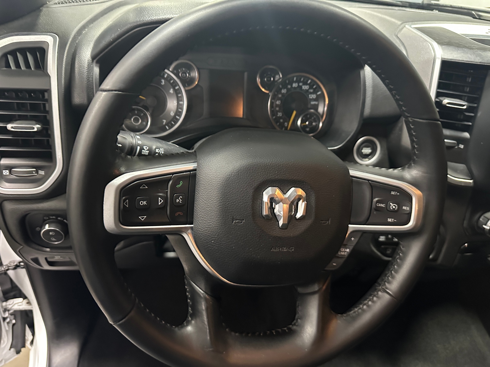 Thumbnail: 2022 RAM 1500 - 5