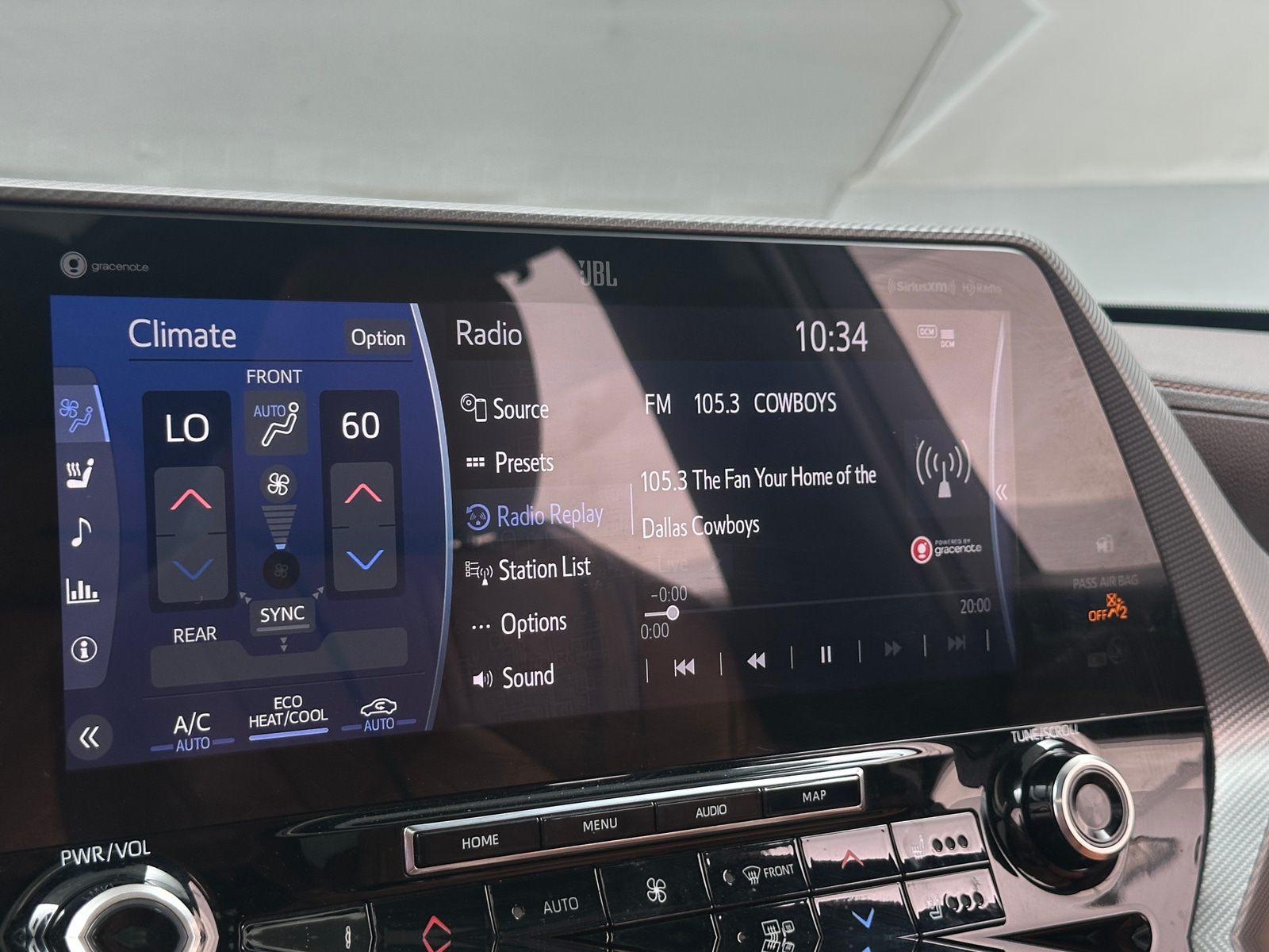 Thumbnail: 2021 Toyota Highlander - 3