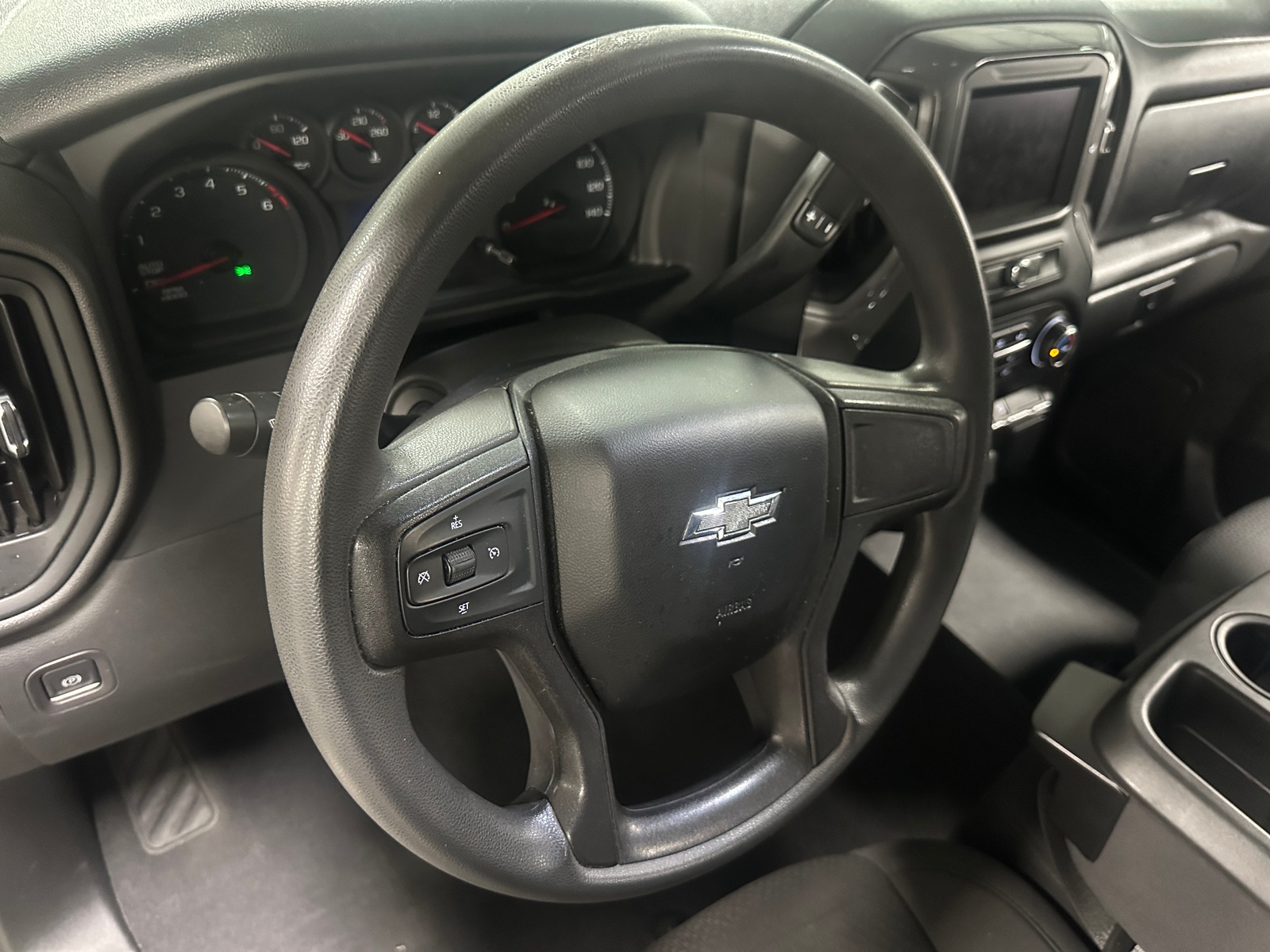 Thumbnail: 2022 Chevrolet Silverado 1500 - 5