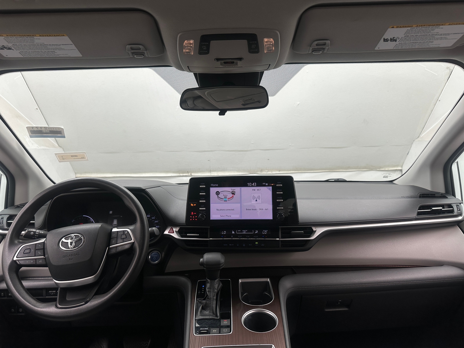 Thumbnail: 2021 Toyota Sienna - 3