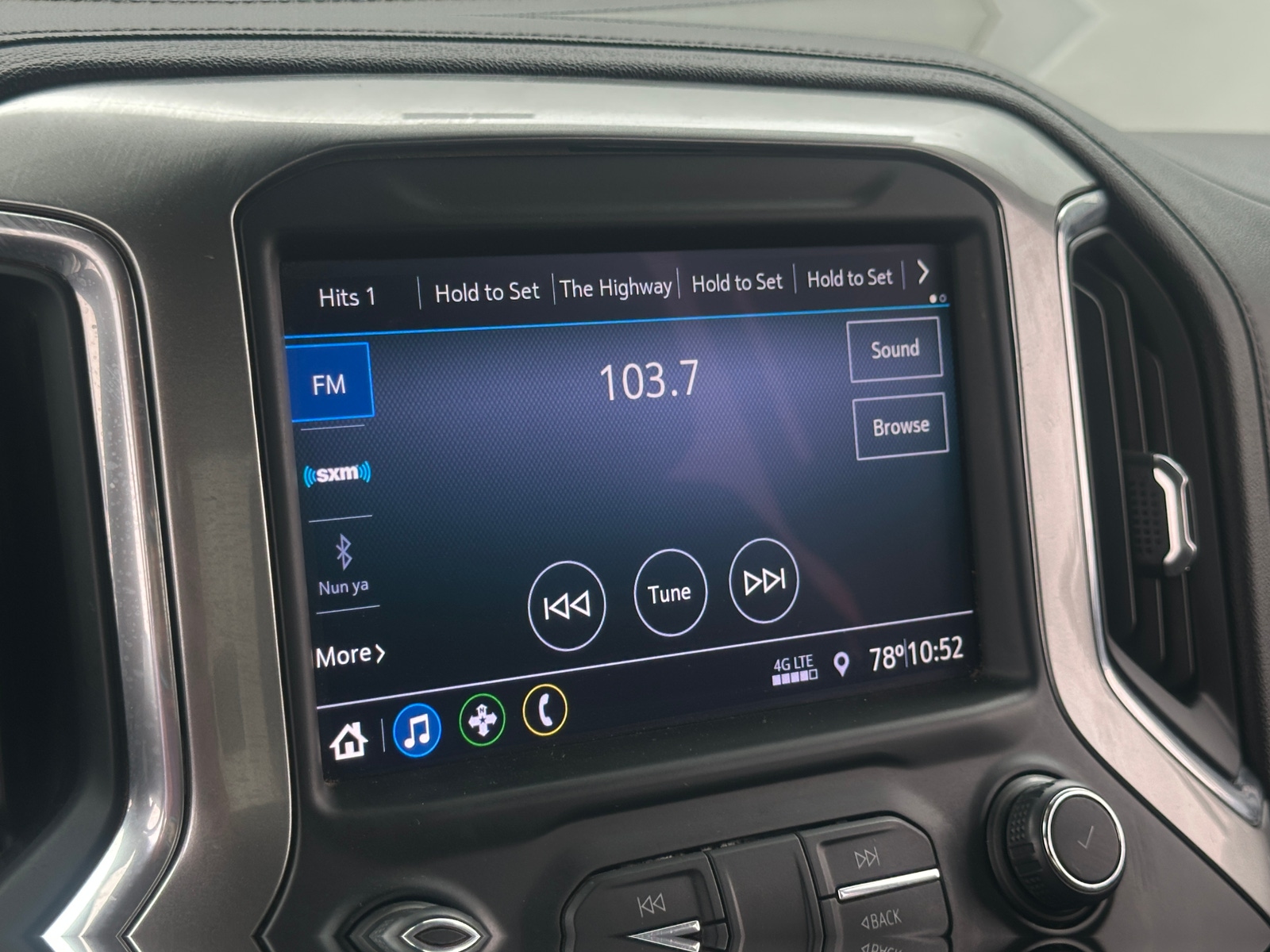 Thumbnail: 2021 Chevrolet Silverado 2500 - 4