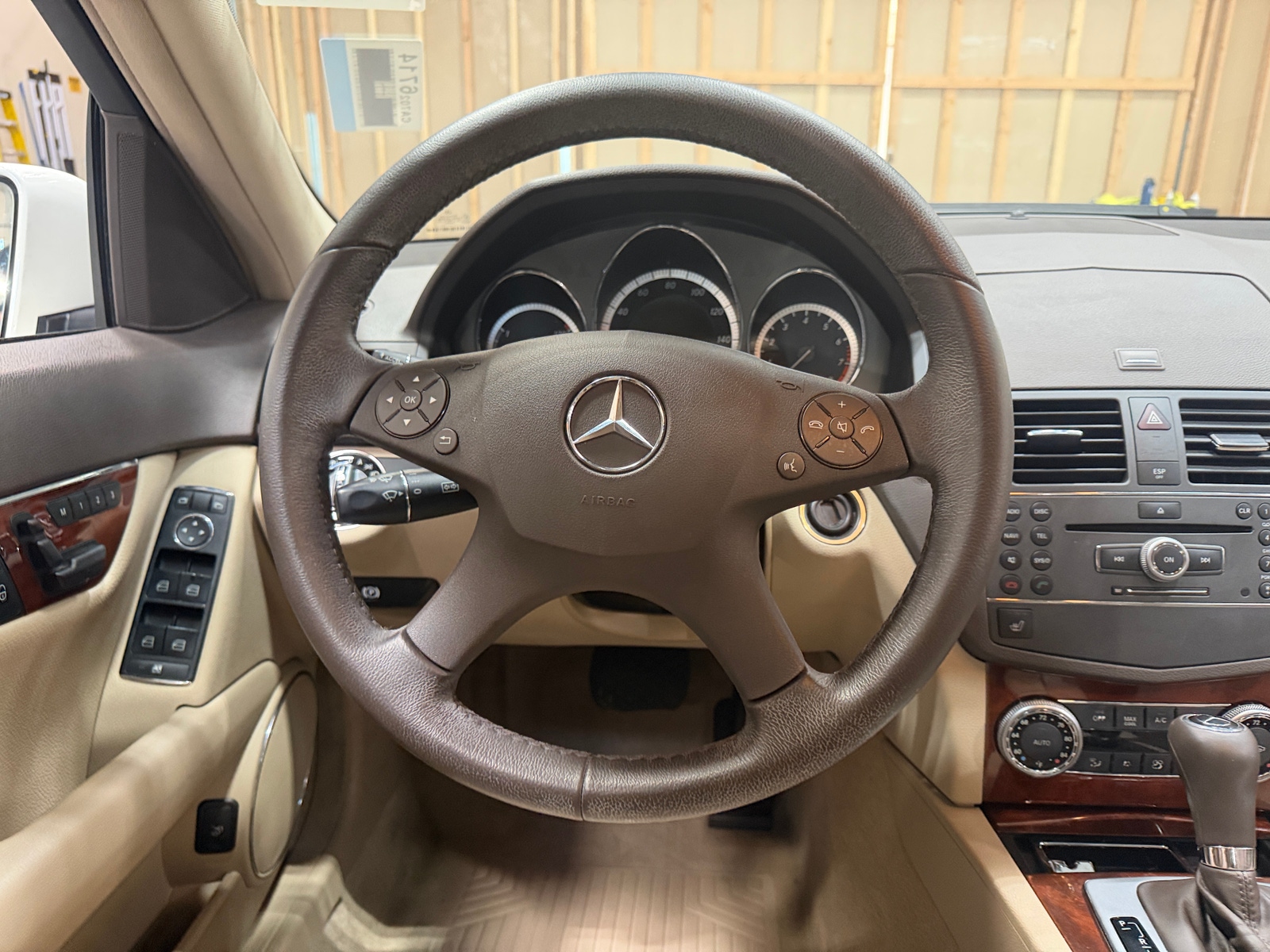 Thumbnail: 2010 Mercedes-Benz C-Class - 4
