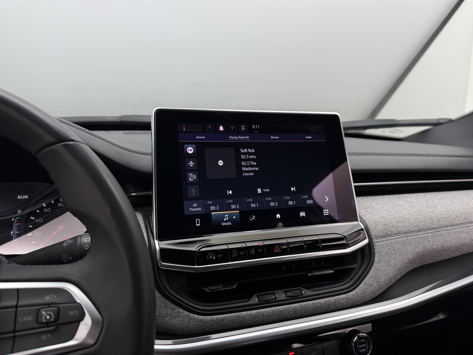 Thumbnail: 2024 Jeep Compass - 4