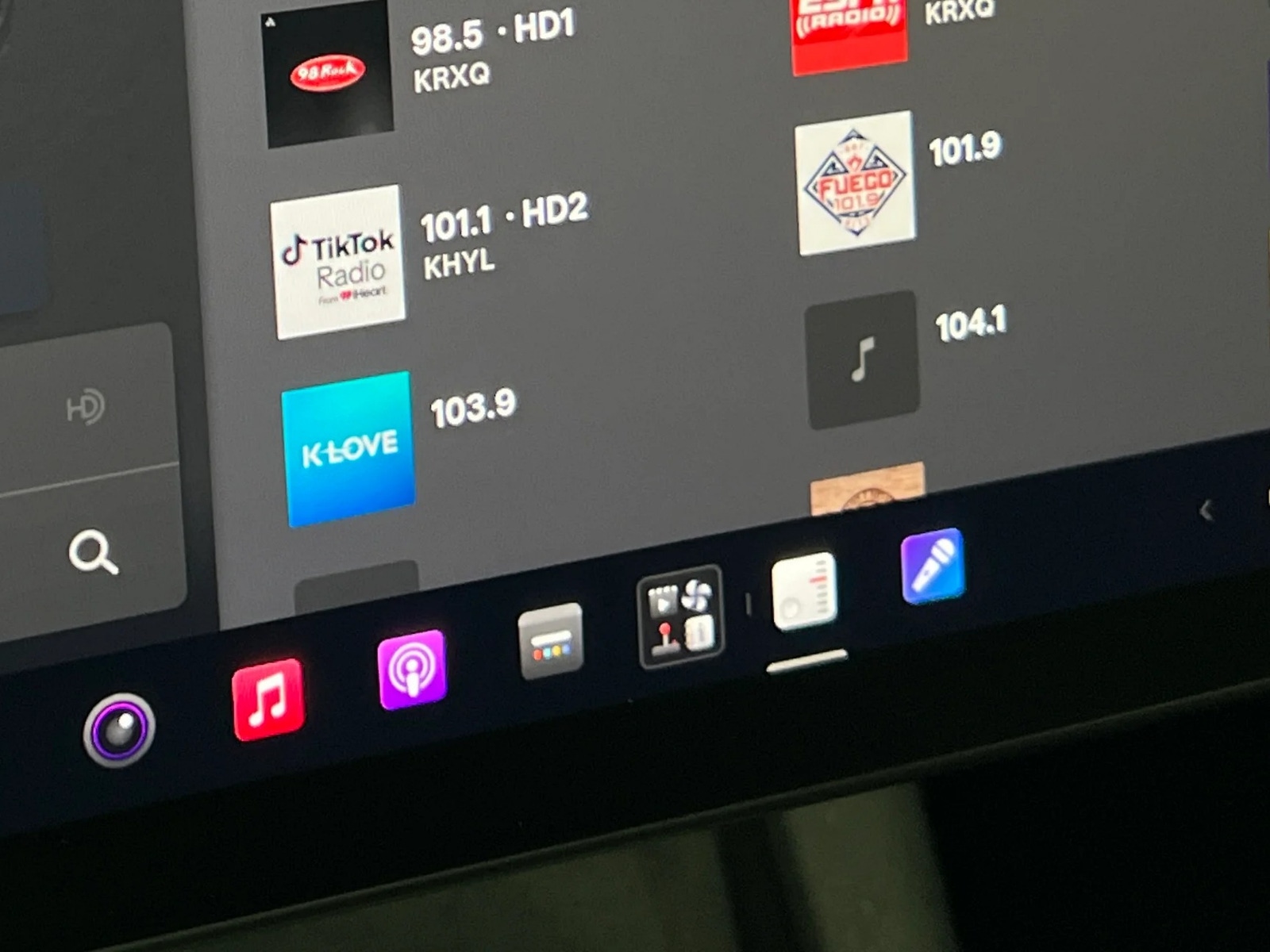 Thumbnail: 2023 Tesla Model Y - 3