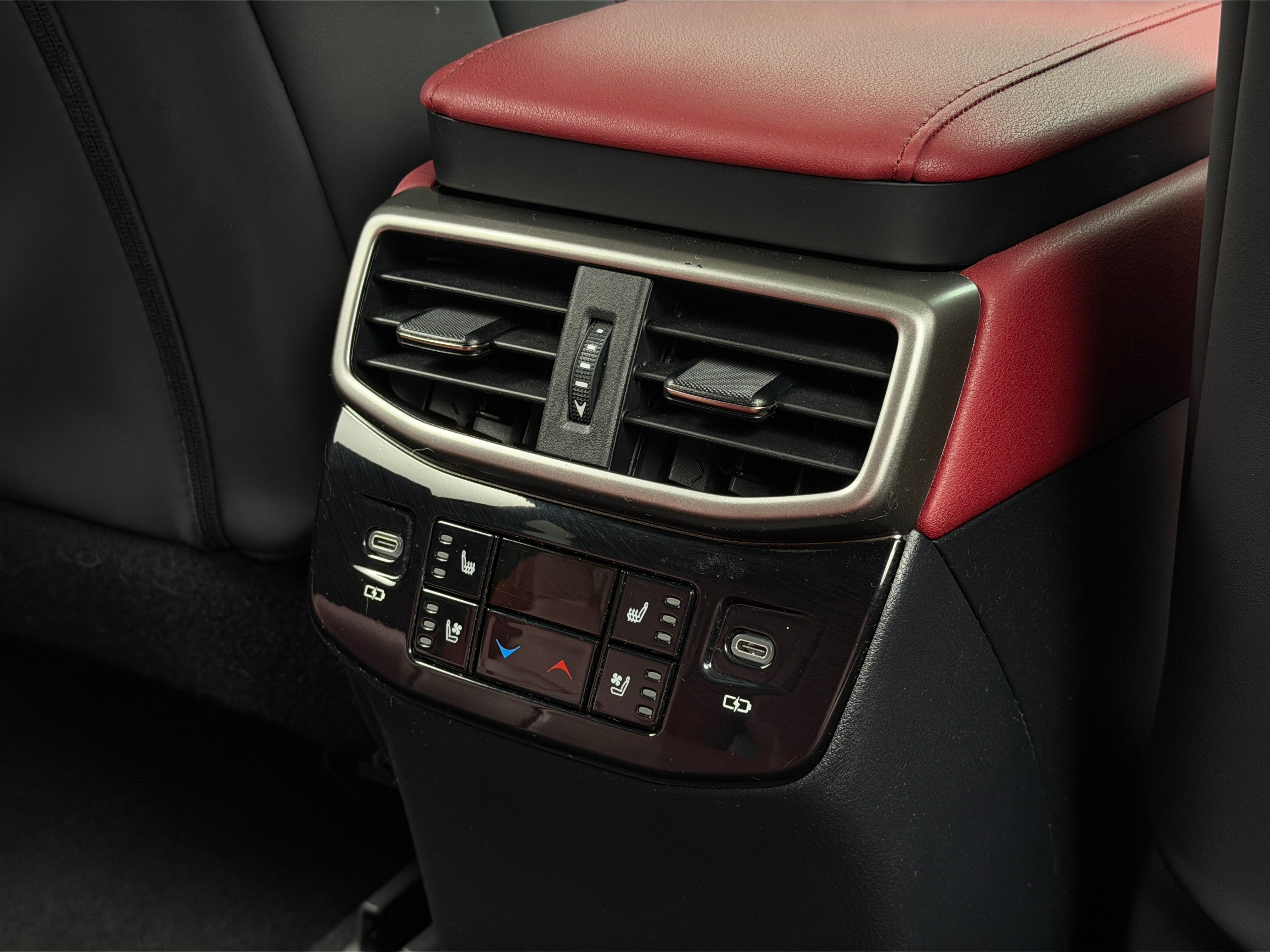 2023 Lexus RX Hybrid