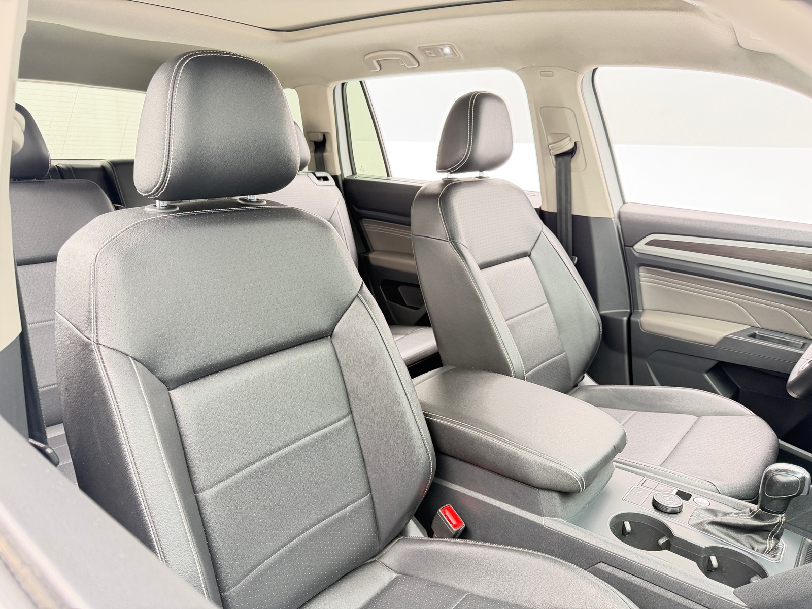 Thumbnail: 2021 Volkswagen Atlas - 2