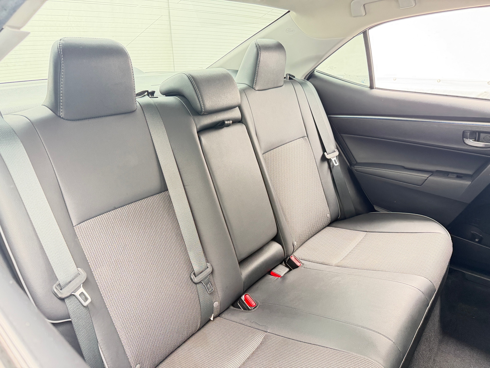 Thumbnail: 2016 Toyota Corolla - 6