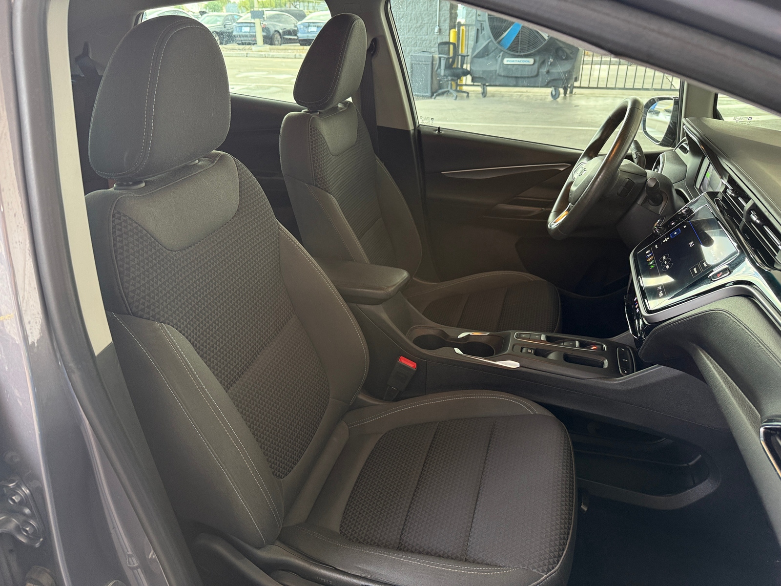 Thumbnail: 2023 Chevrolet Bolt EV - 2