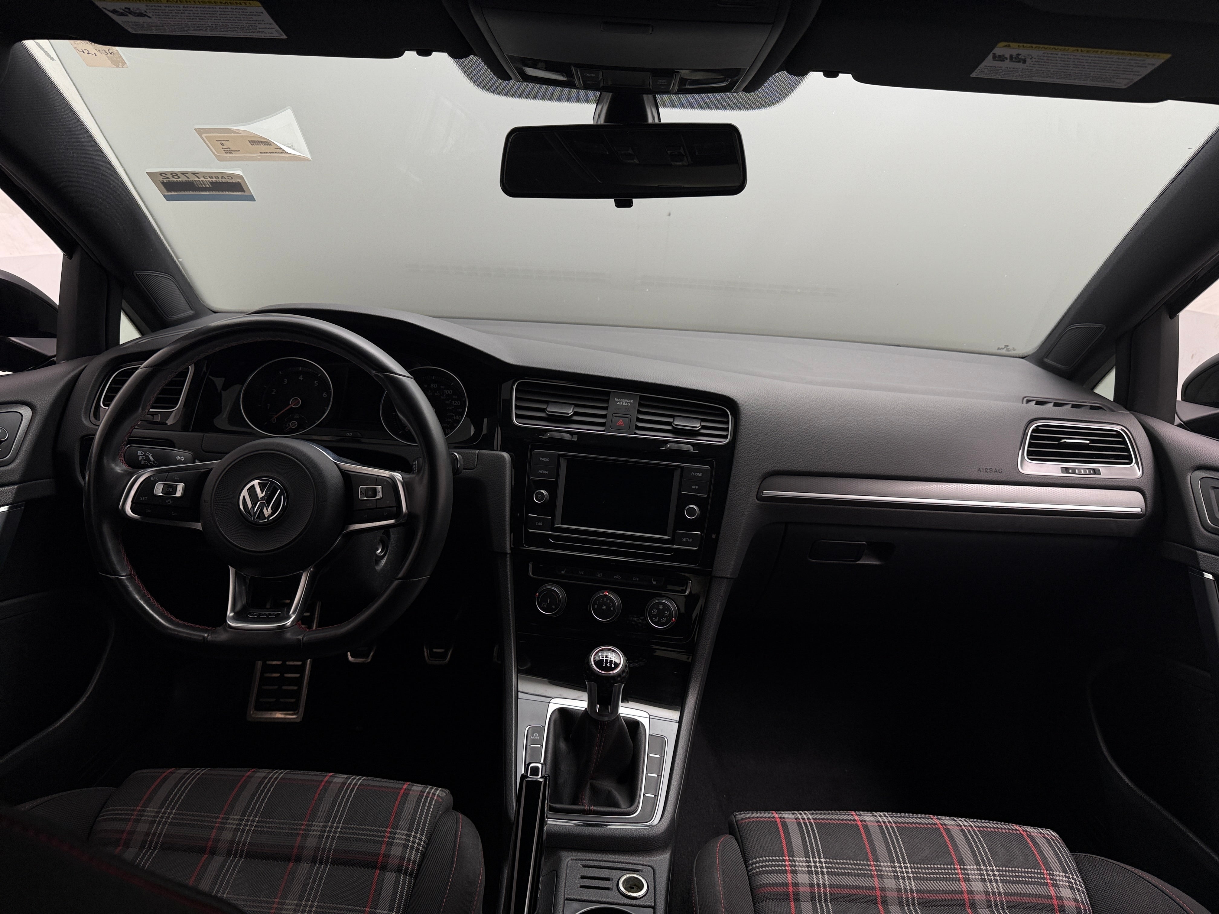 3VW5T7AU3KM015838