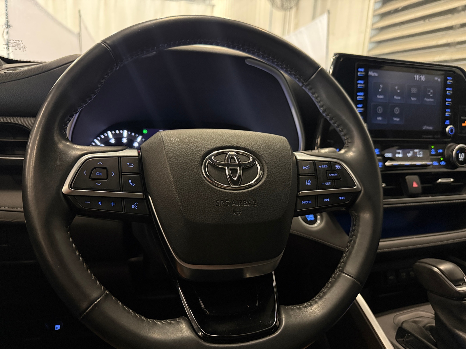 Thumbnail: 2021 Toyota Highlander - 5