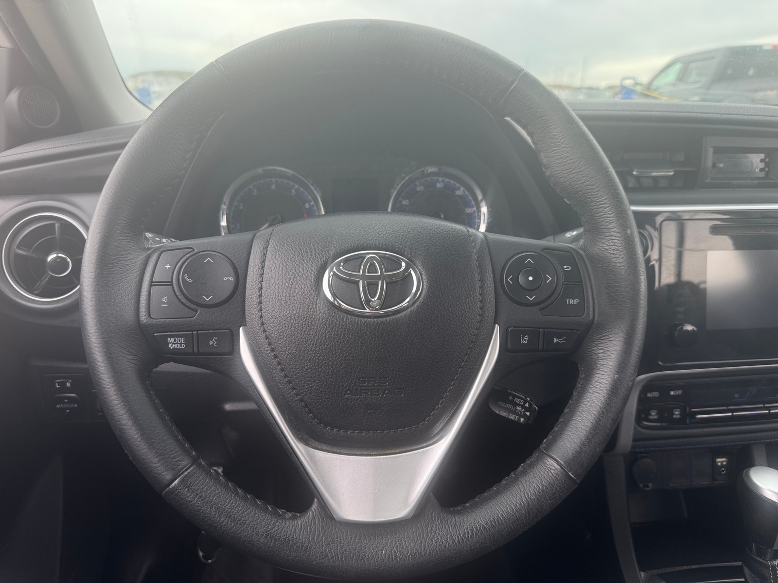Thumbnail: 2018 Toyota Corolla - 4