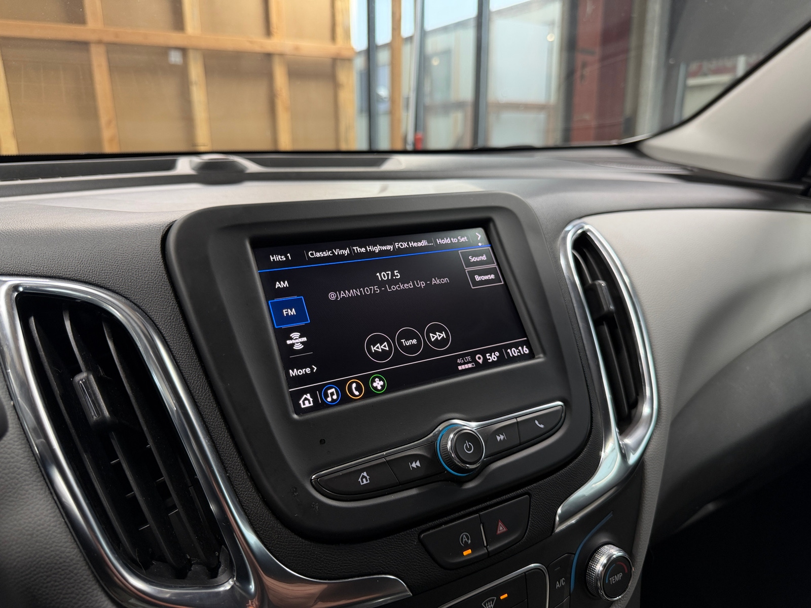 Thumbnail: 2024 Chevrolet Equinox - 4