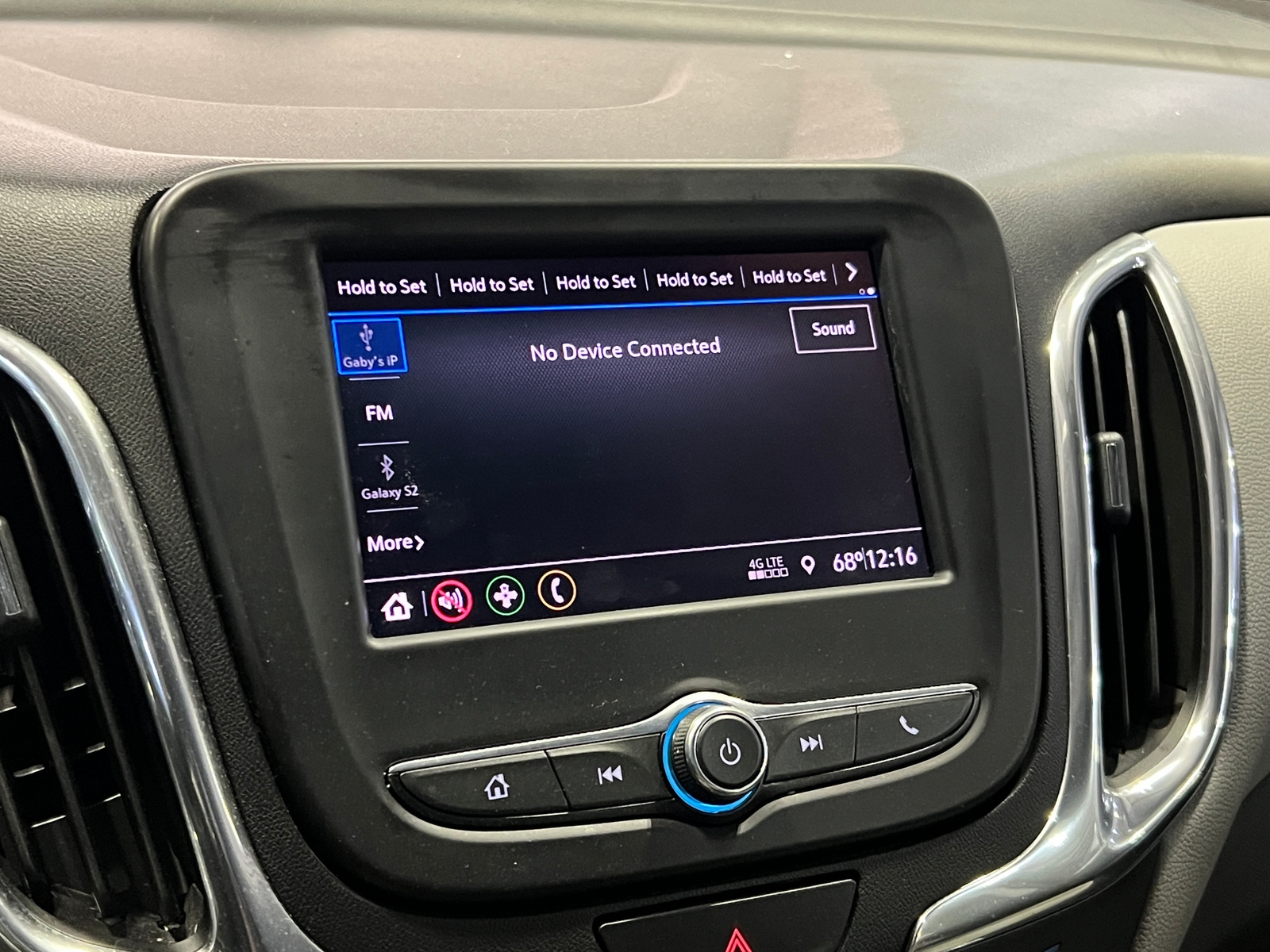 Thumbnail: 2020 Chevrolet Equinox - 4