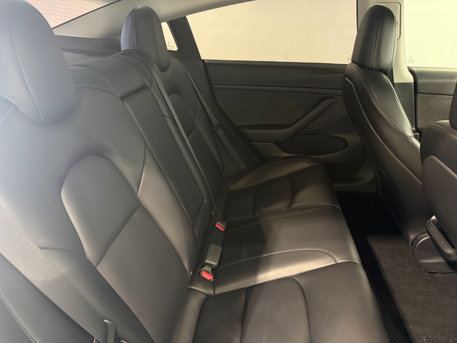 Thumbnail: 2022 Tesla Model 3 - 5