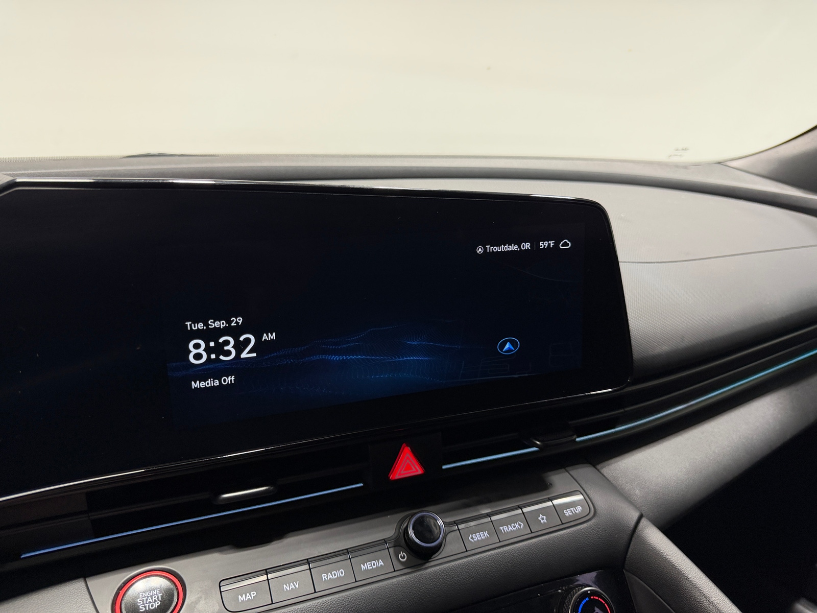 Thumbnail: 2024 Hyundai Elantra - 3