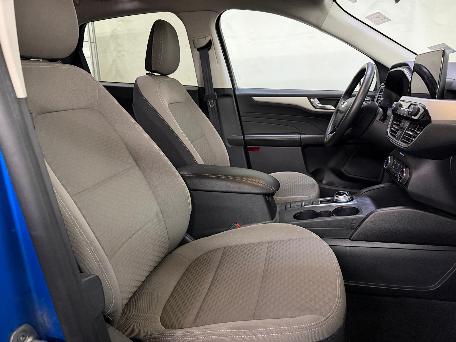 Thumbnail: 2021 Ford Escape - 2