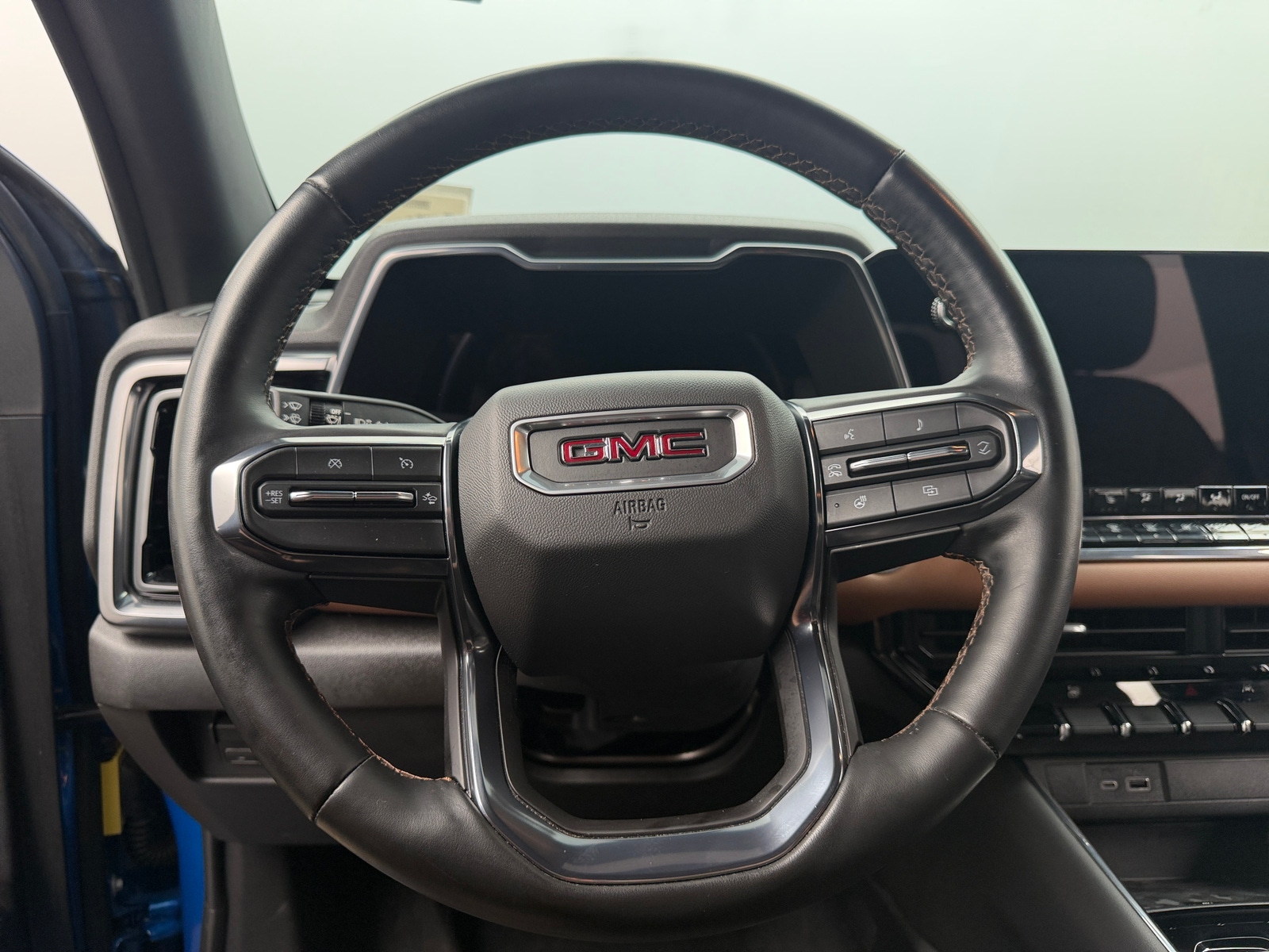 Thumbnail: 2024 GMC Canyon - 4
