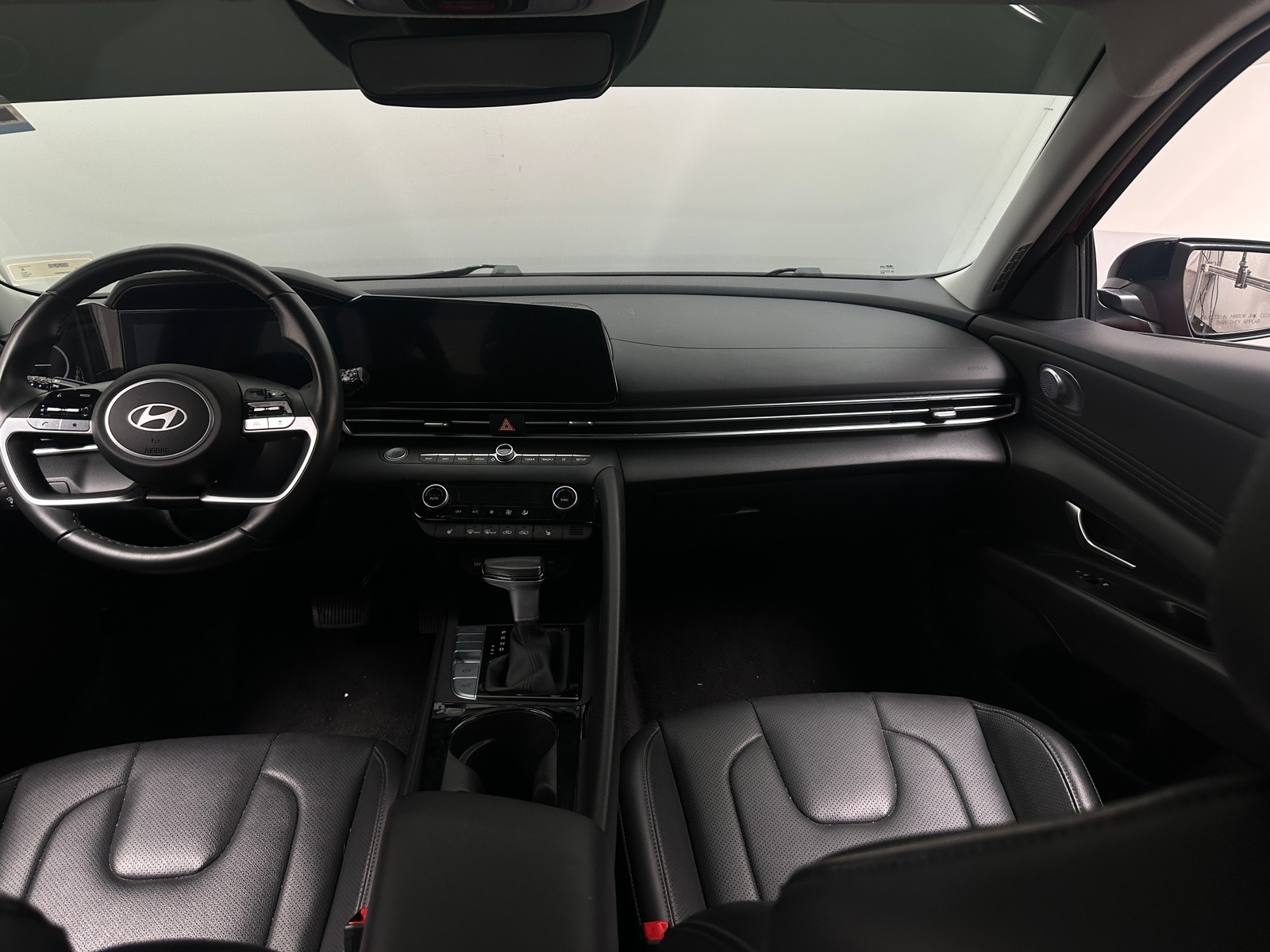 Thumbnail: 2025 Hyundai Elantra - 2