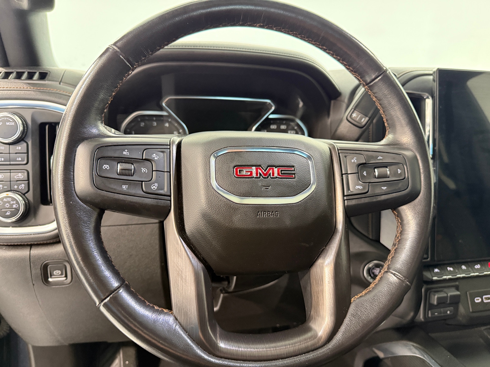 Thumbnail: 2021 GMC Sierra 1500 - 4