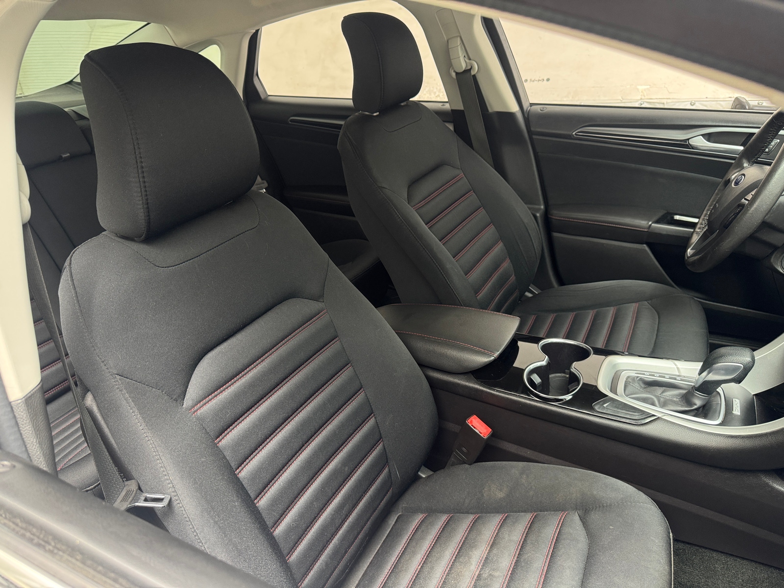 Thumbnail: 2016 Ford Fusion - 2
