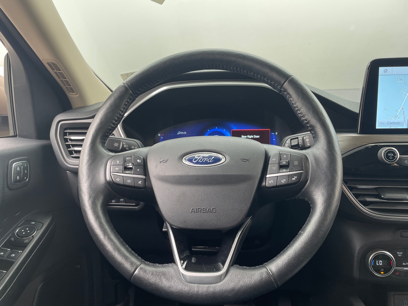 Thumbnail: 2020 Ford Escape - 4