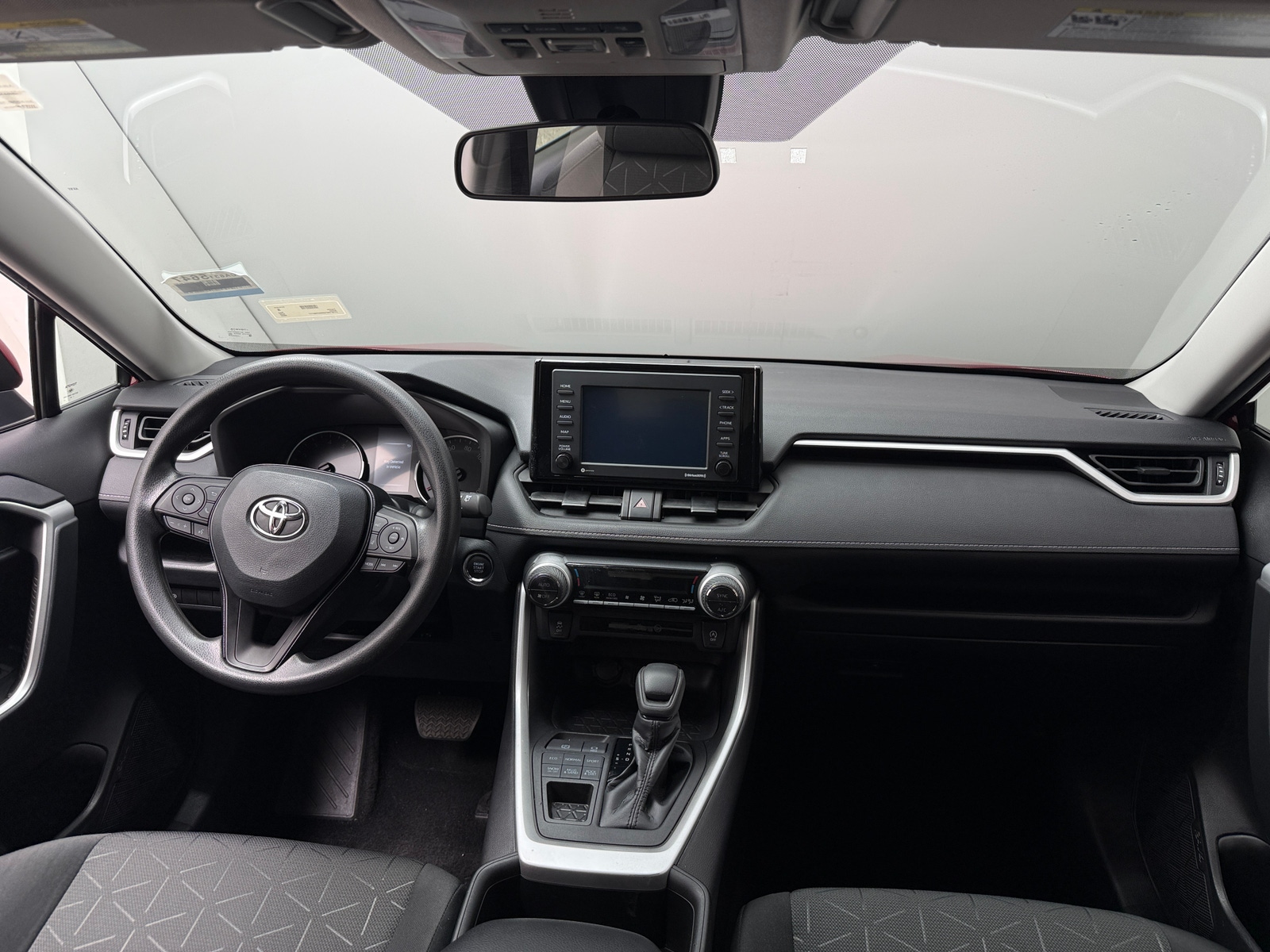 Thumbnail: 2022 Toyota RAV4 - 3