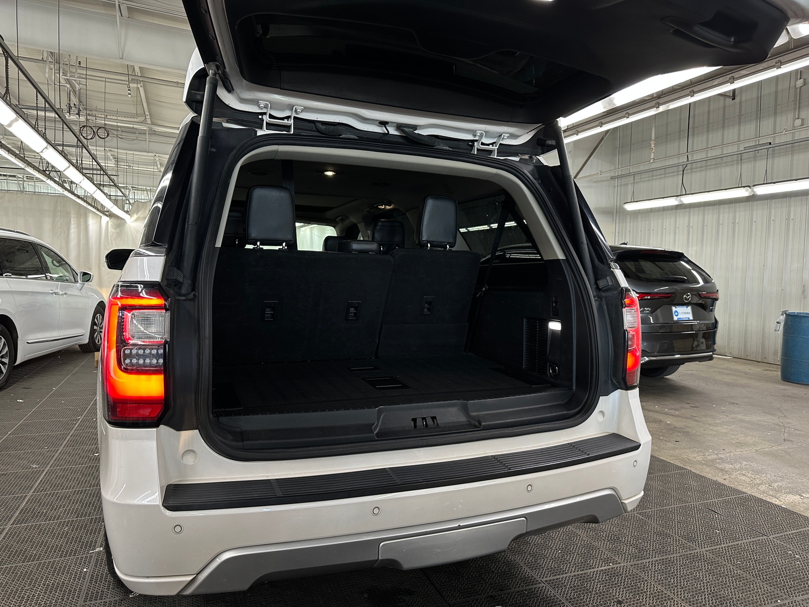 Thumbnail: 2018 Ford Expedition MAX - 6