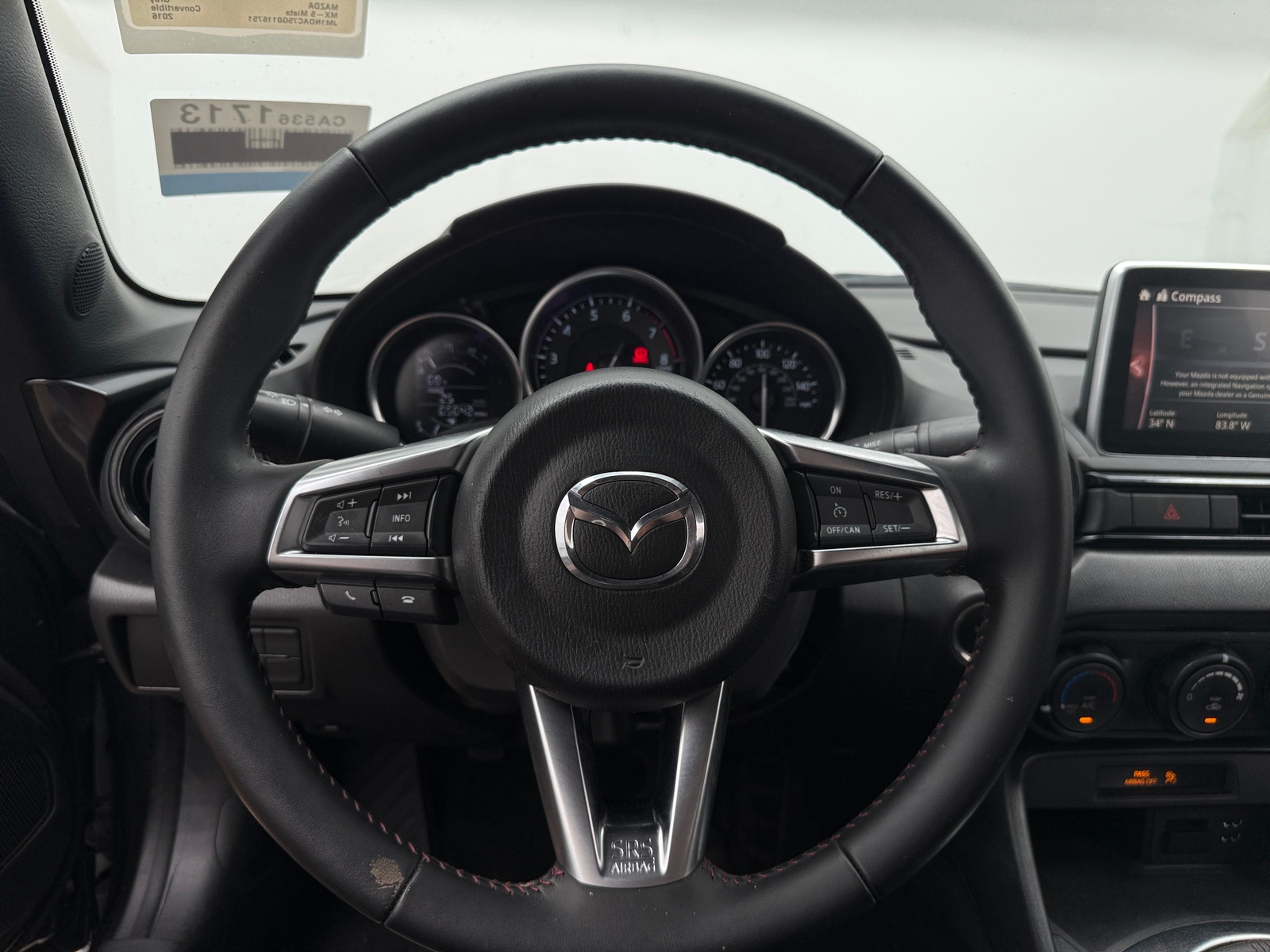Thumbnail: 2016 Mazda MX-5 Miata - 4
