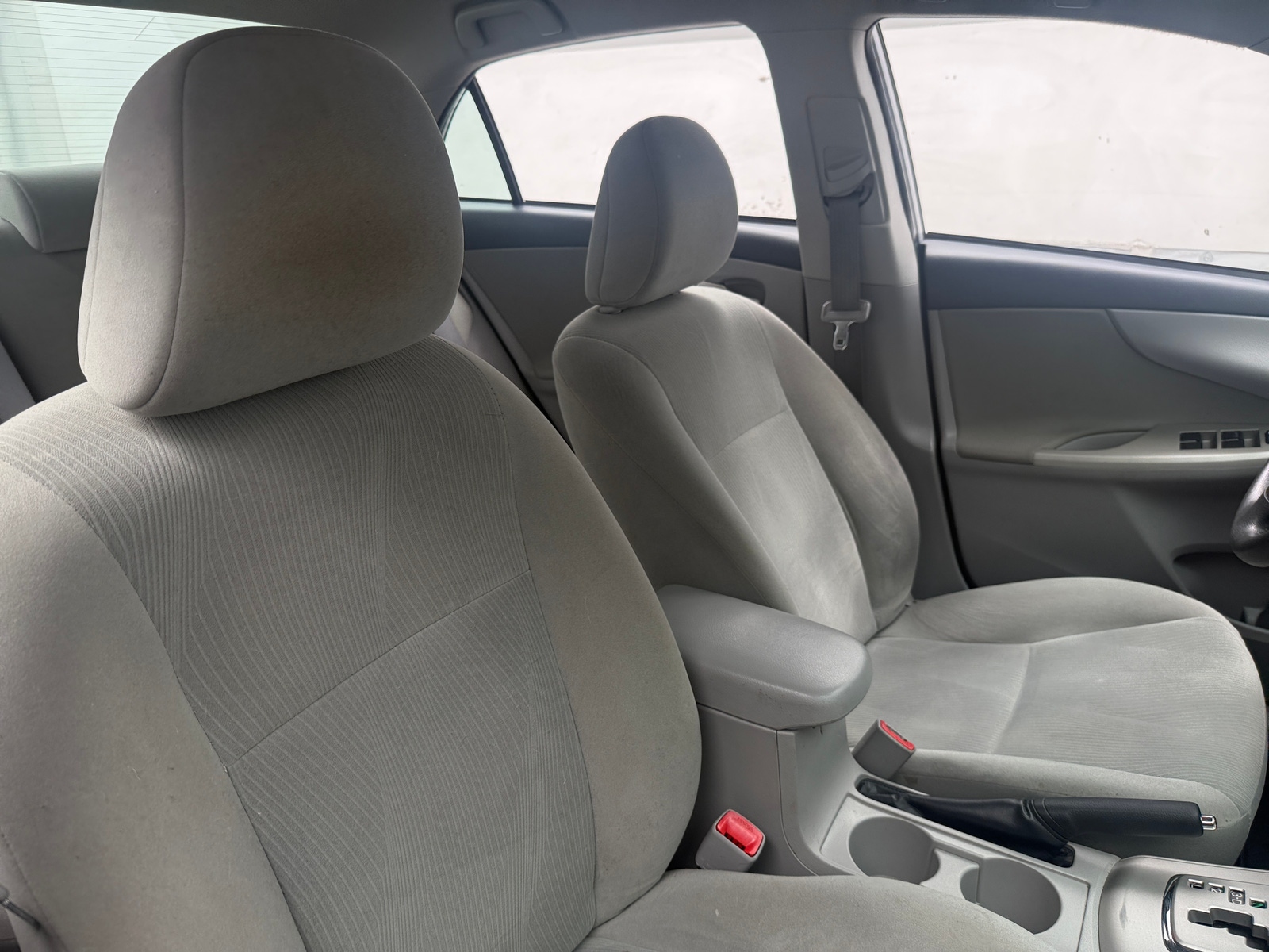 Thumbnail: 2011 Toyota Corolla - 2
