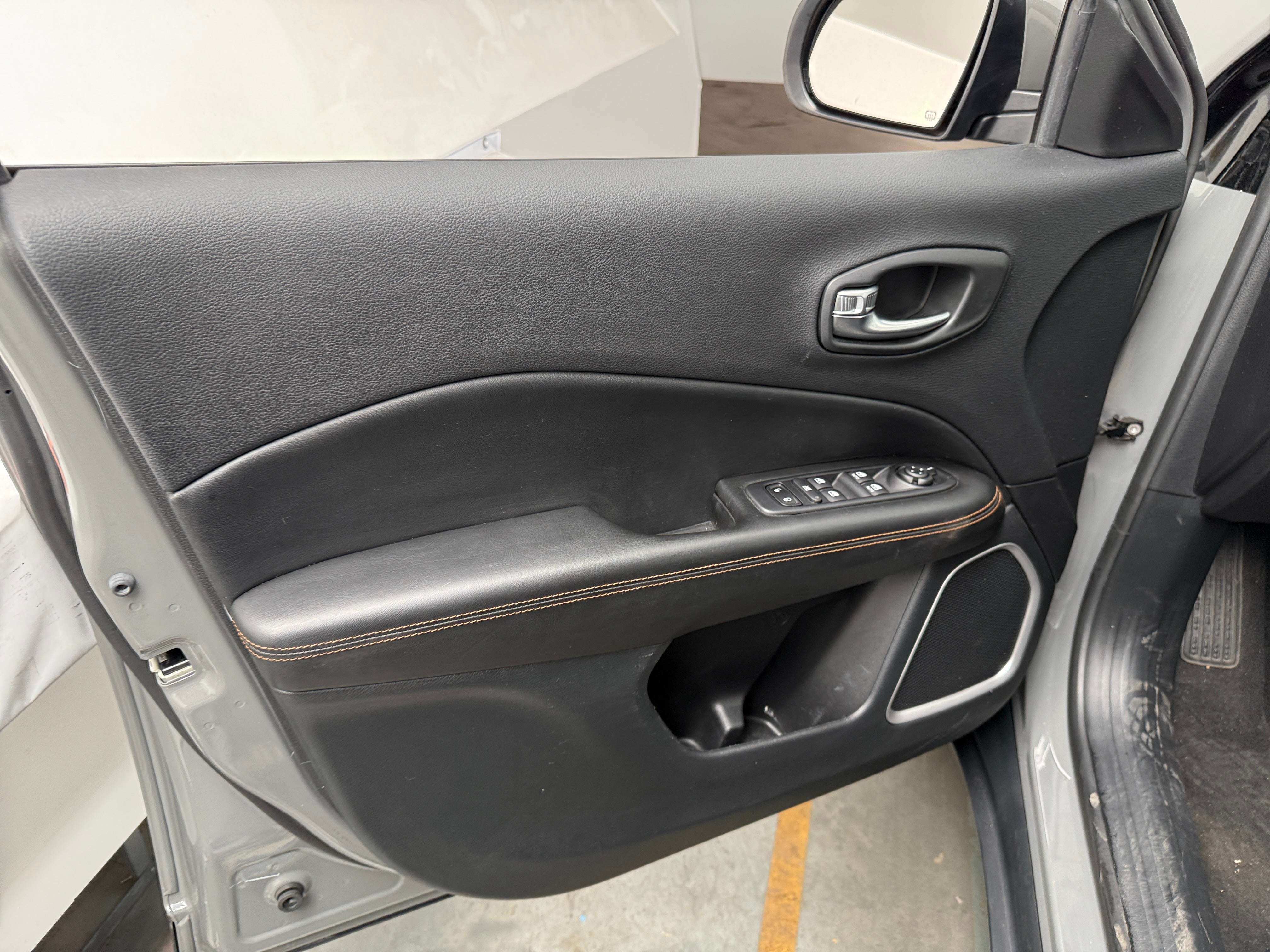 Used 2020 Jeep Compass Limited with VIN 3C4NJDCB2LT236132 for sale in Pewaukee, WI
