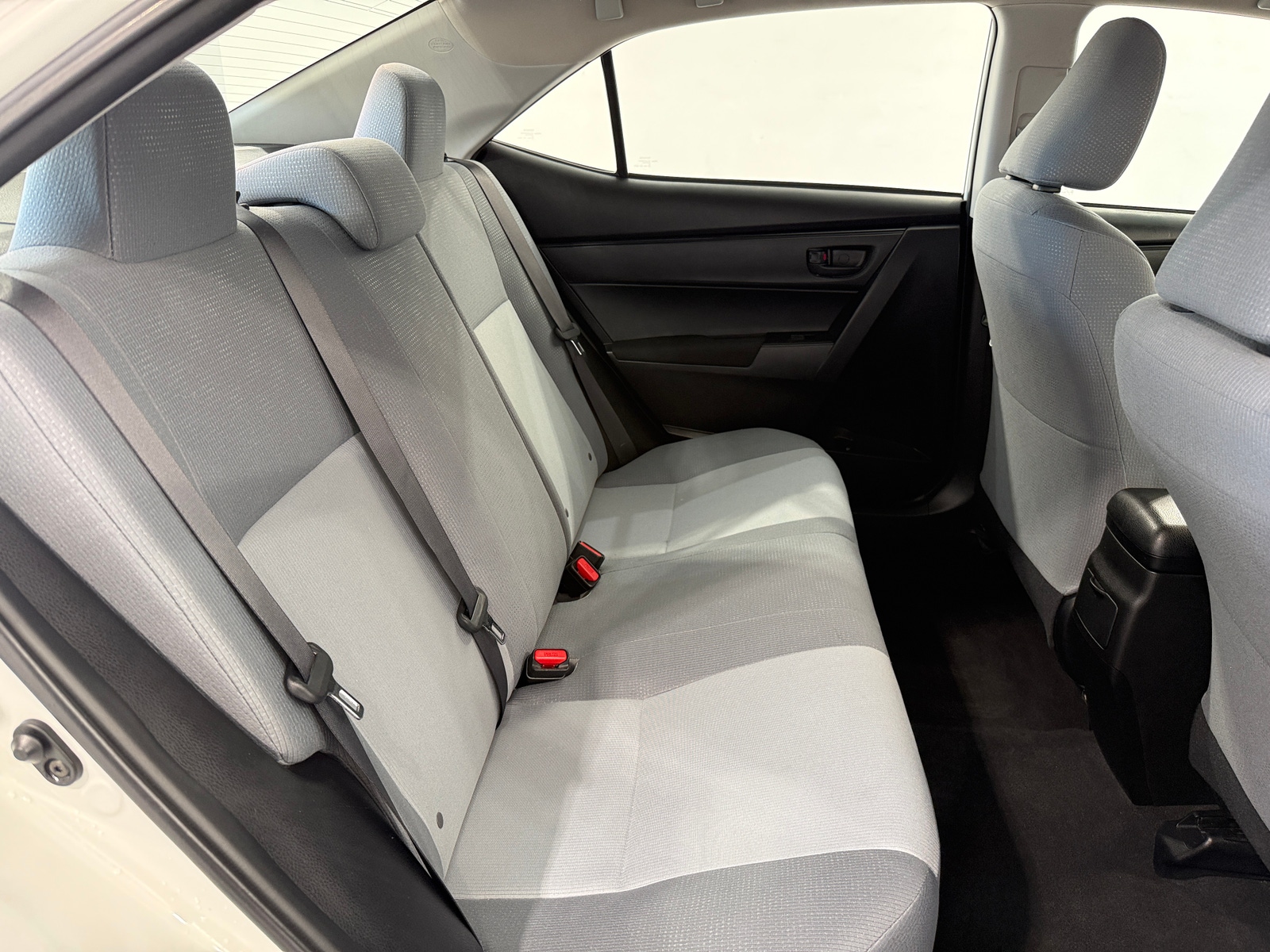 Thumbnail: 2017 Toyota Corolla - 6