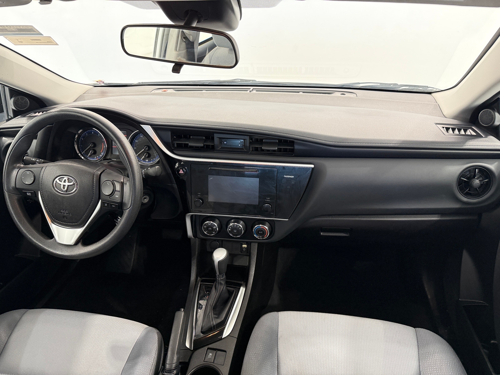 Thumbnail: 2017 Toyota Corolla - 3
