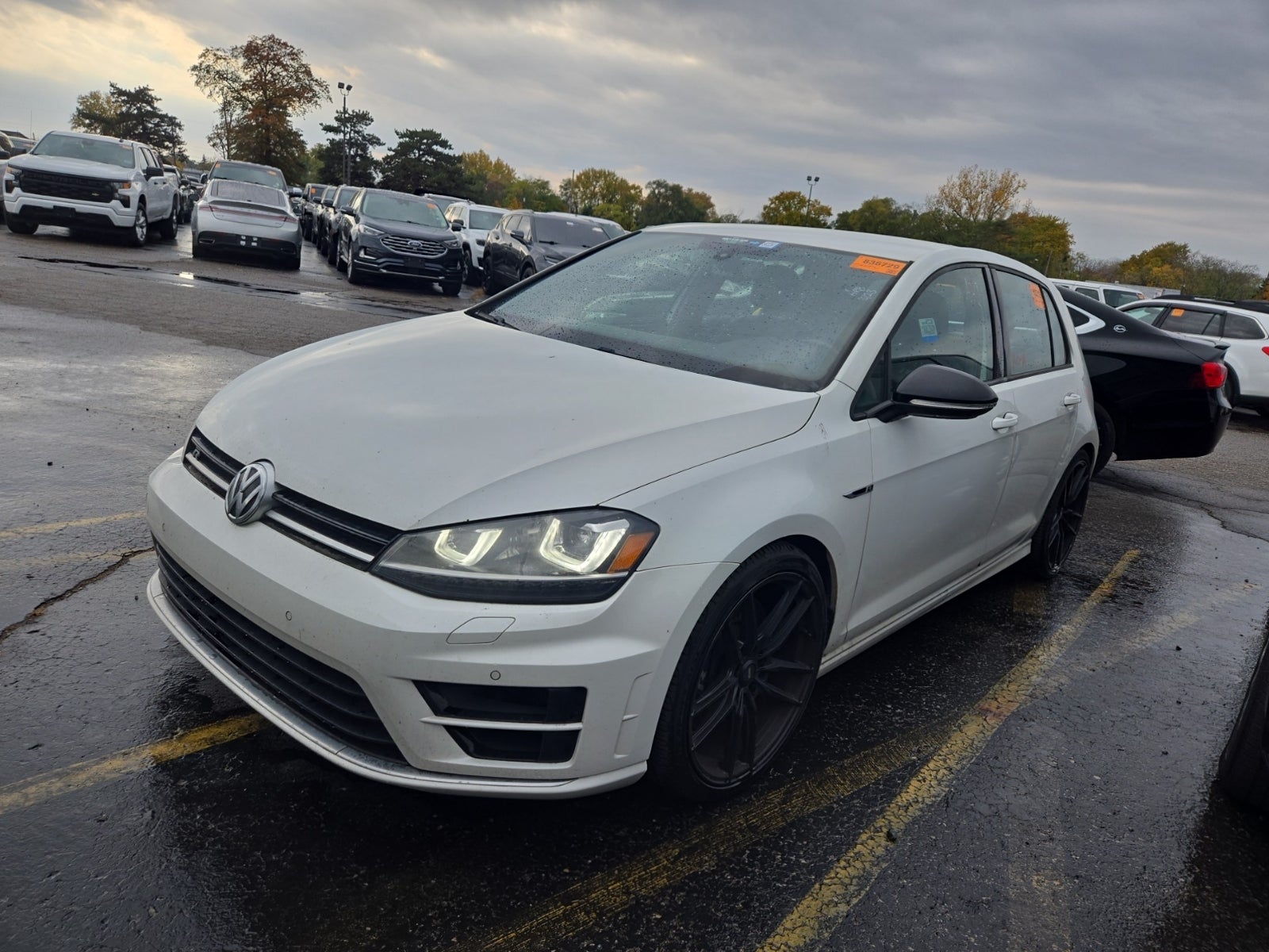 2015 Volkswagen Golf R 4-Door W/DCC & Nav
