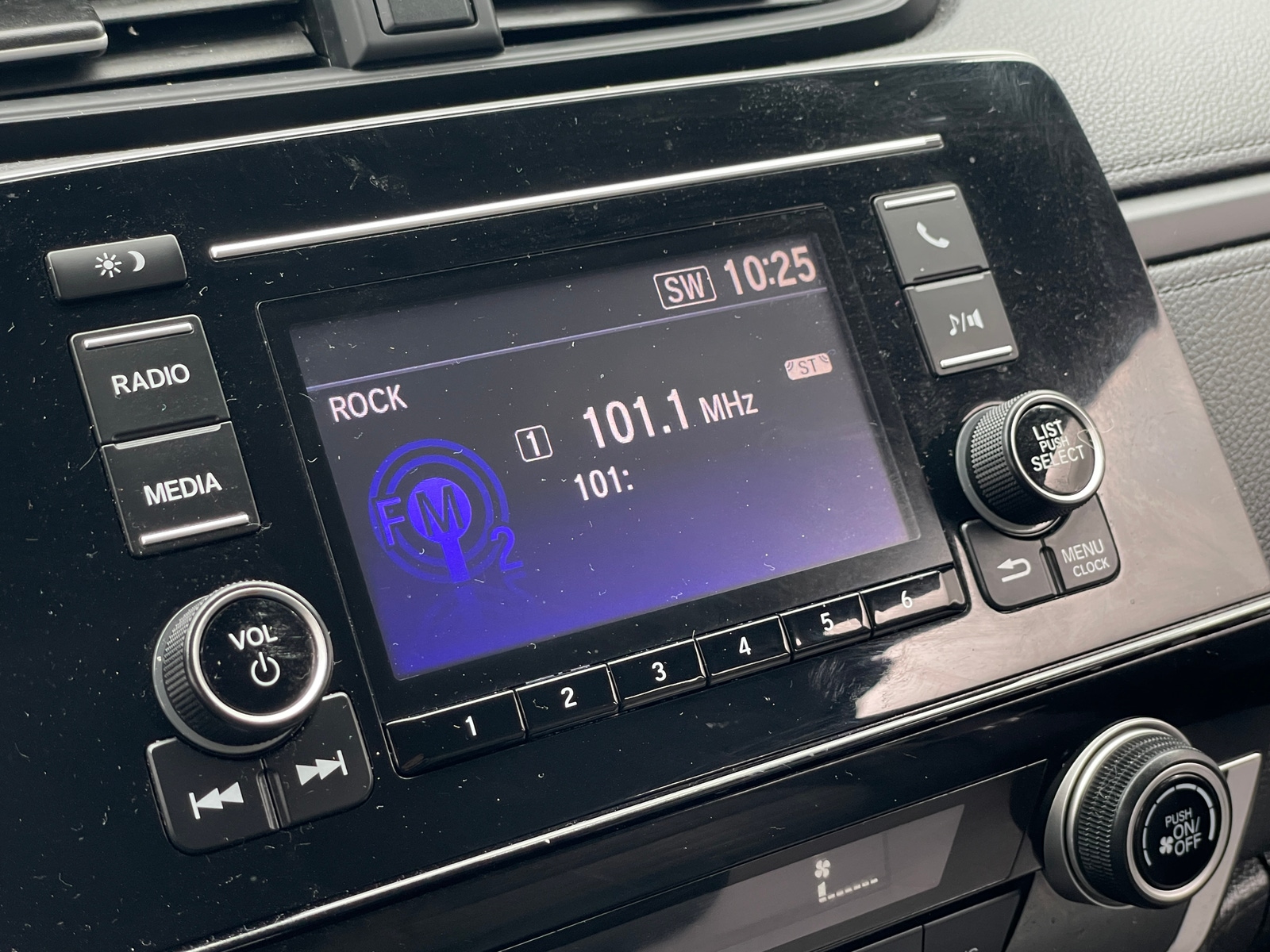 Thumbnail: 2020 Honda CR-V - 4