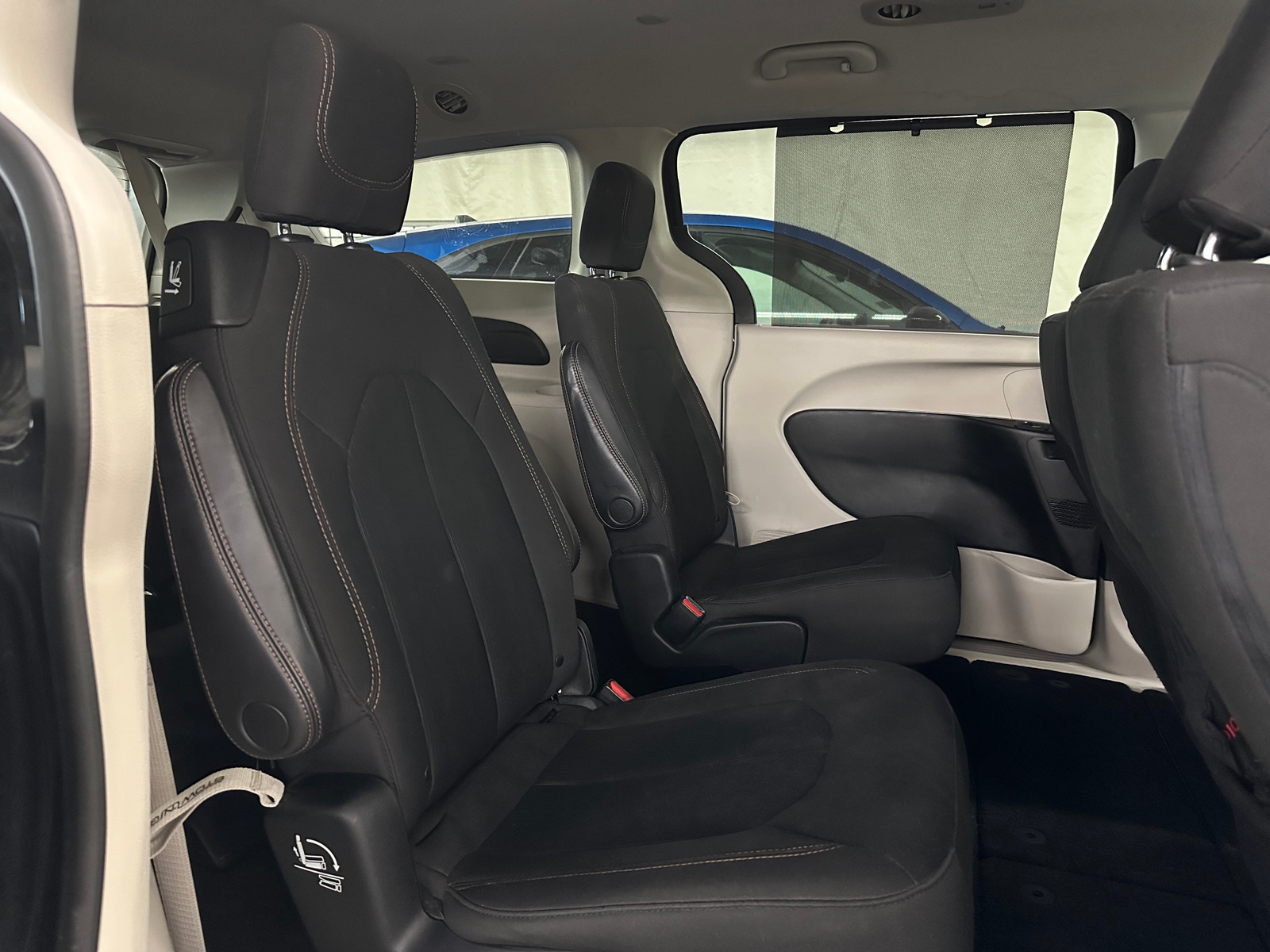 Thumbnail: 2018 Chrysler Pacifica - 6