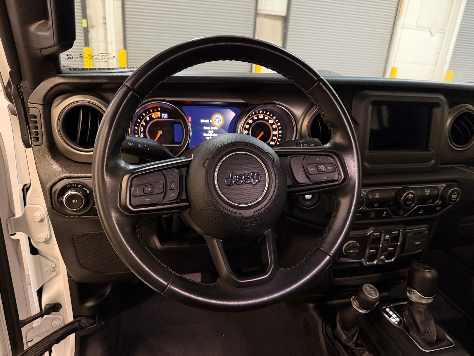 Thumbnail: 2022 Jeep Wrangler - 5
