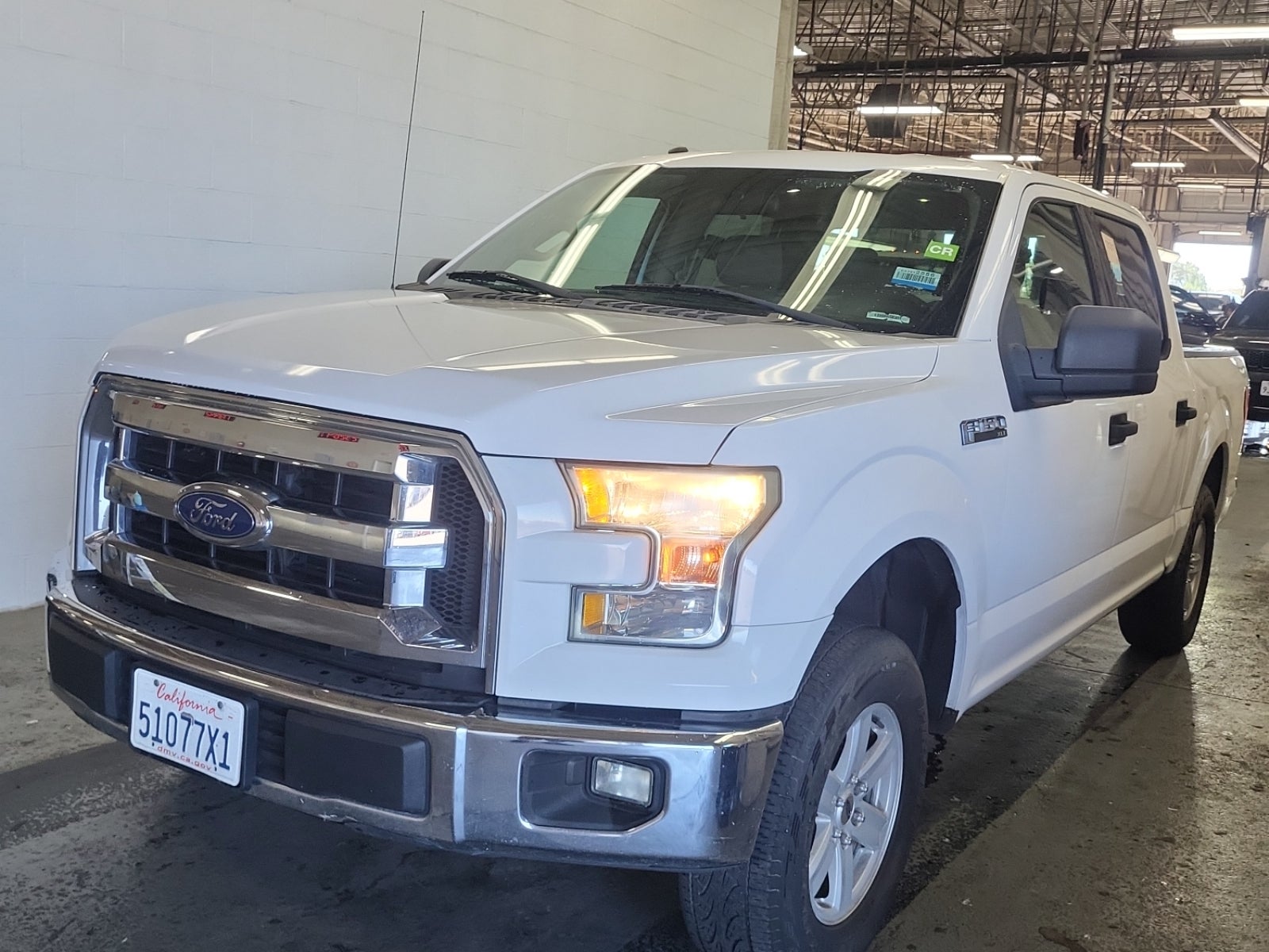 2016 Ford F-150 2WD Supercrew 145" XLT