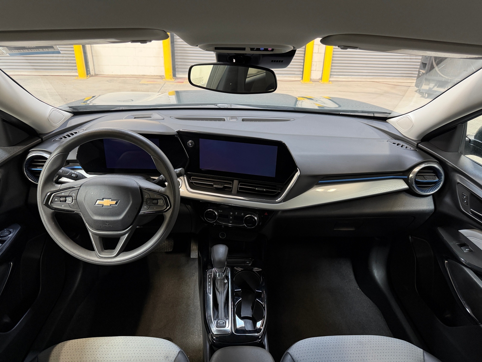 Thumbnail: 2025 Chevrolet Trax - 2