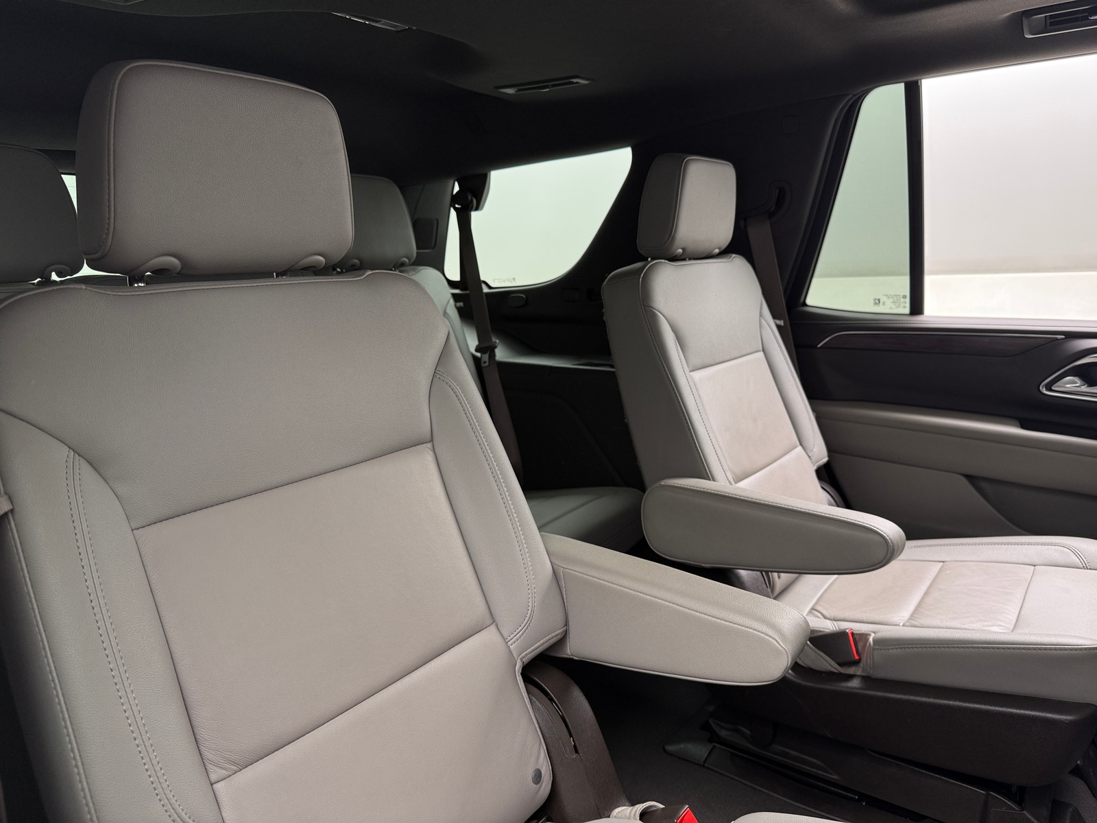 Thumbnail: 2022 Chevrolet Tahoe - 5