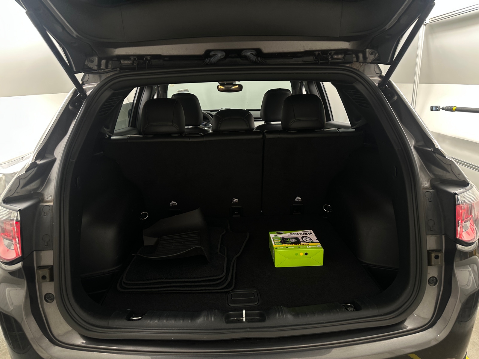 Thumbnail: 2023 Jeep Compass - 6