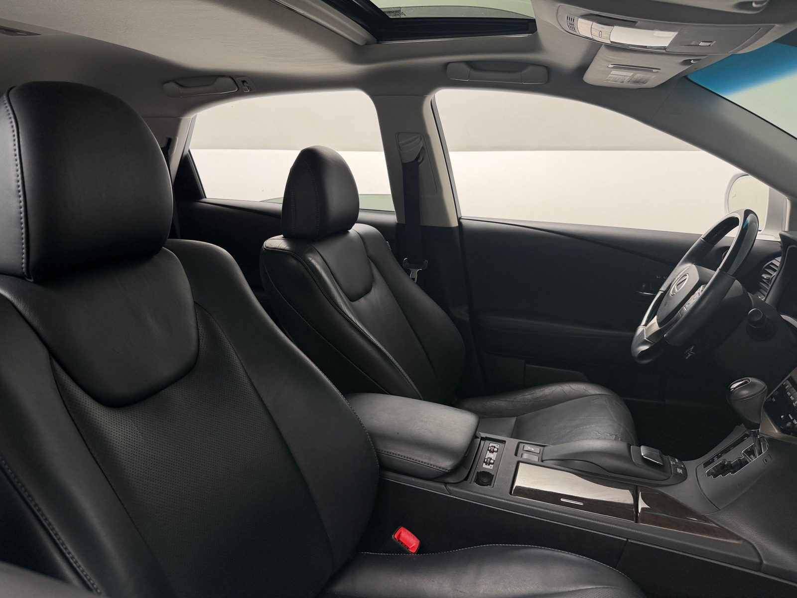 Thumbnail: 2014 Lexus RX - 2