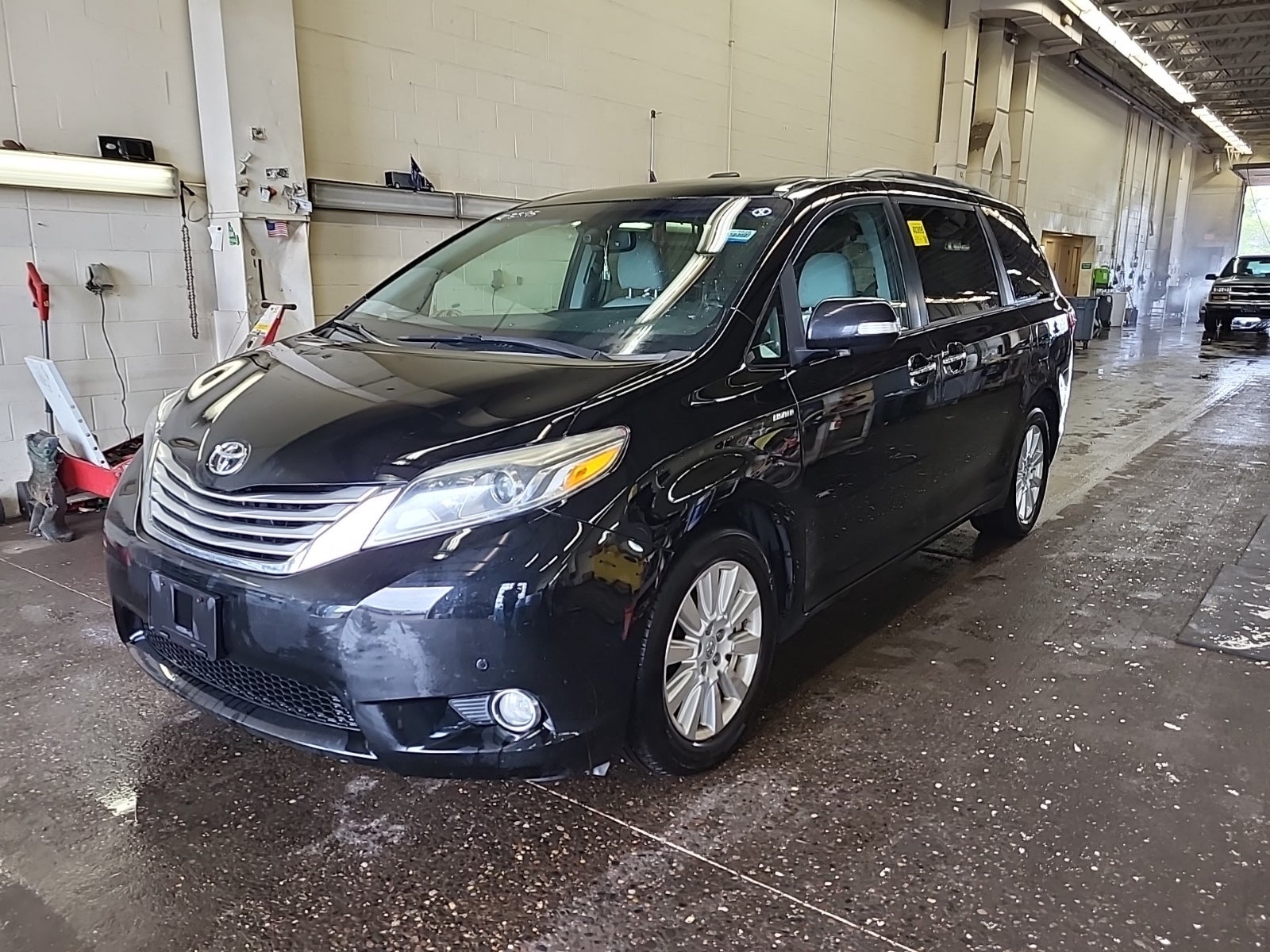 2017 Toyota Sienna Limited Premium