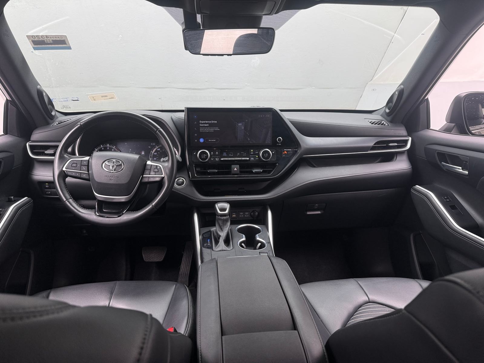 Thumbnail: 2024 Toyota Highlander - 3