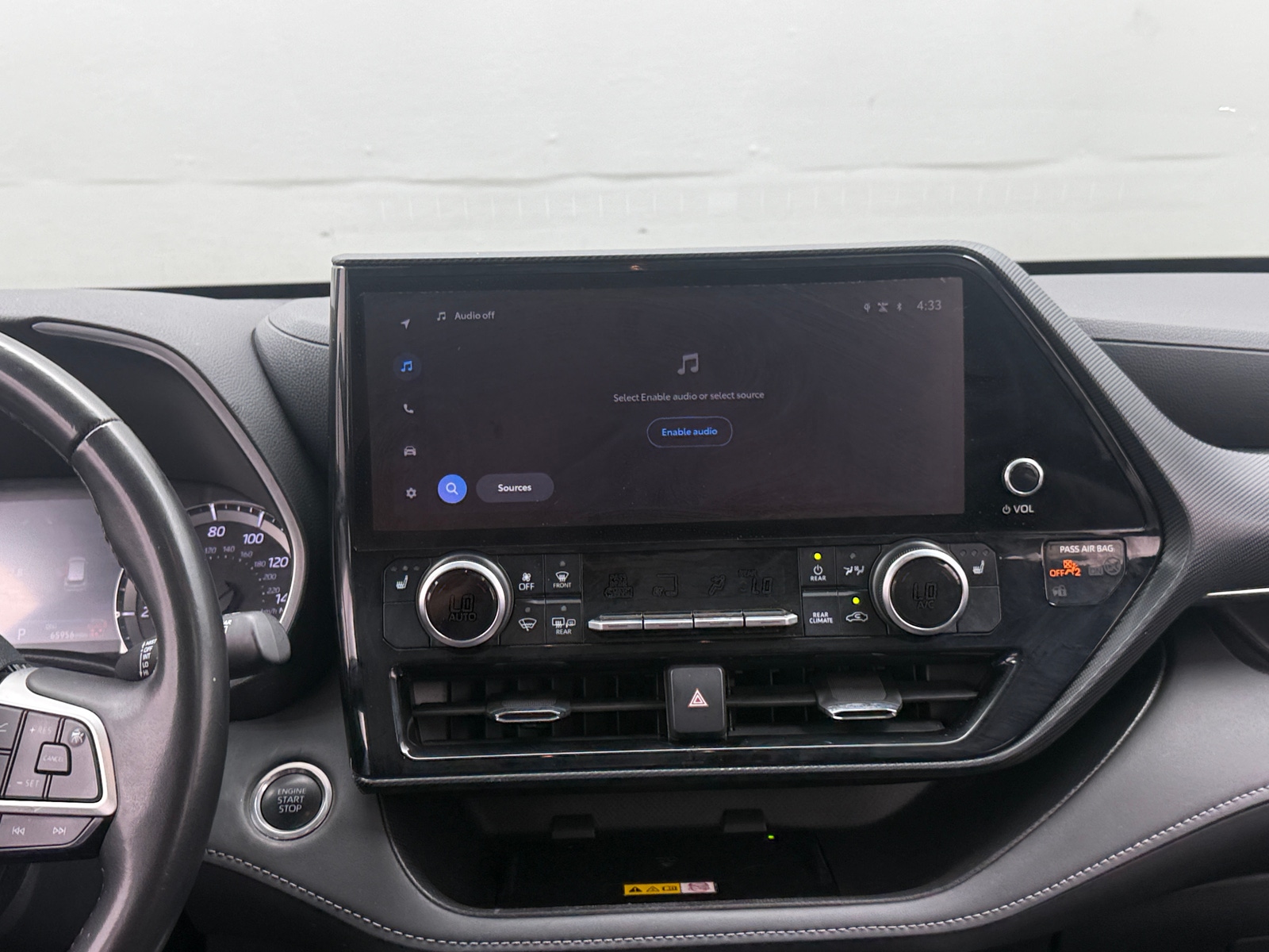 Thumbnail: 2024 Toyota Highlander - 4