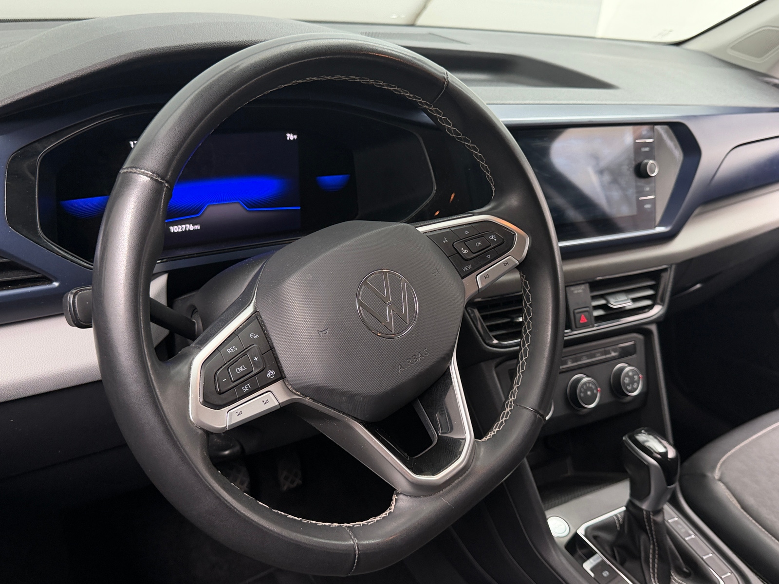 Thumbnail: 2022 Volkswagen Taos - 5