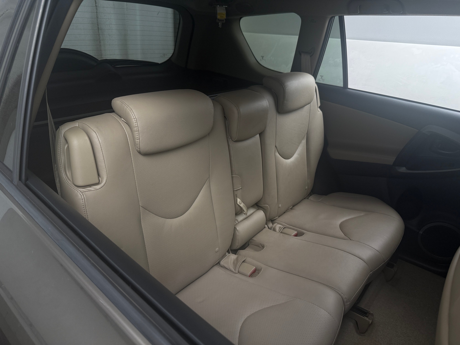Thumbnail: 2011 Toyota RAV4 - 6