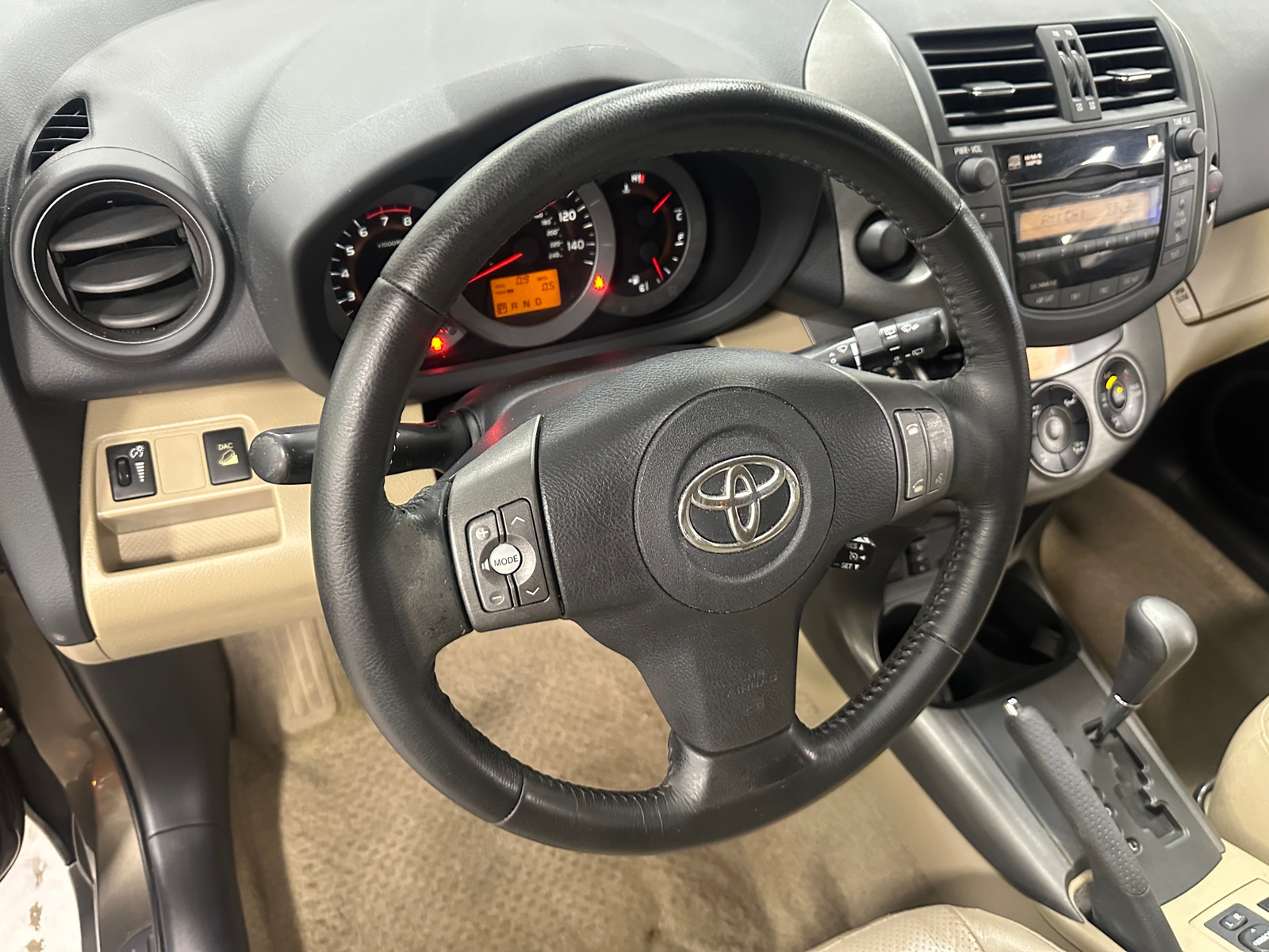 Thumbnail: 2011 Toyota RAV4 - 5