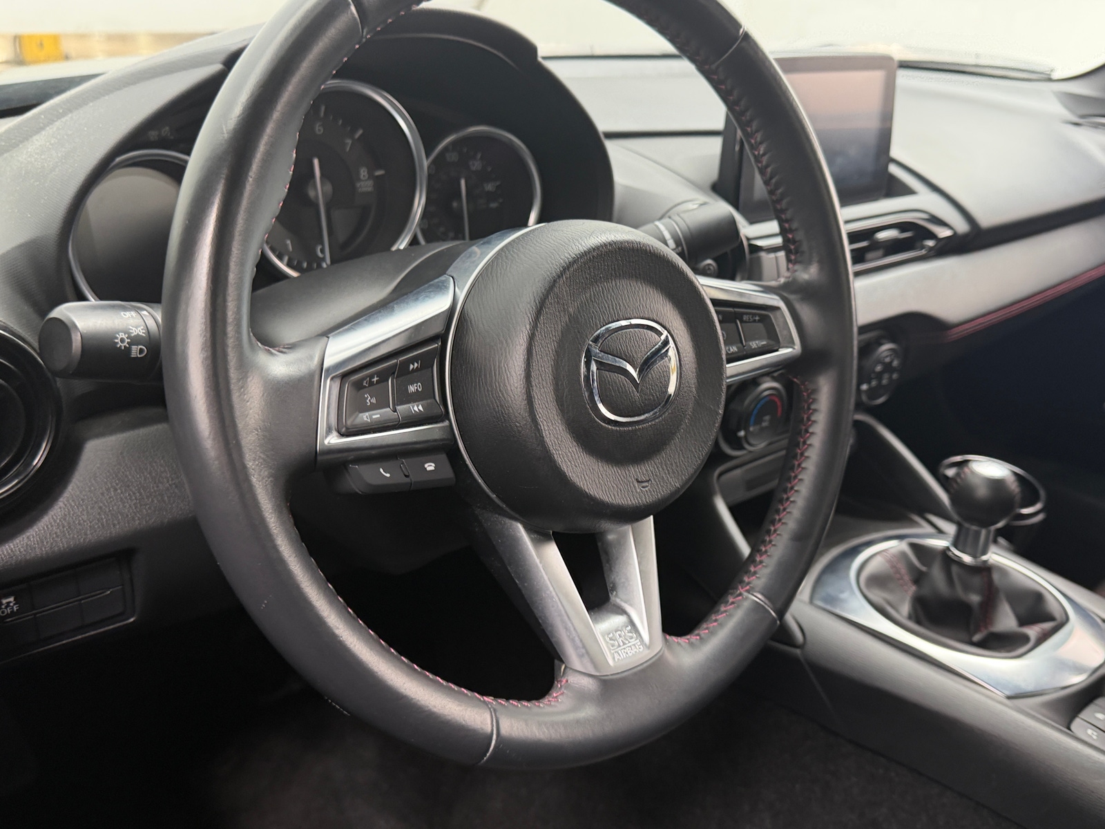 Thumbnail: 2019 Mazda MX-5 Miata - 4
