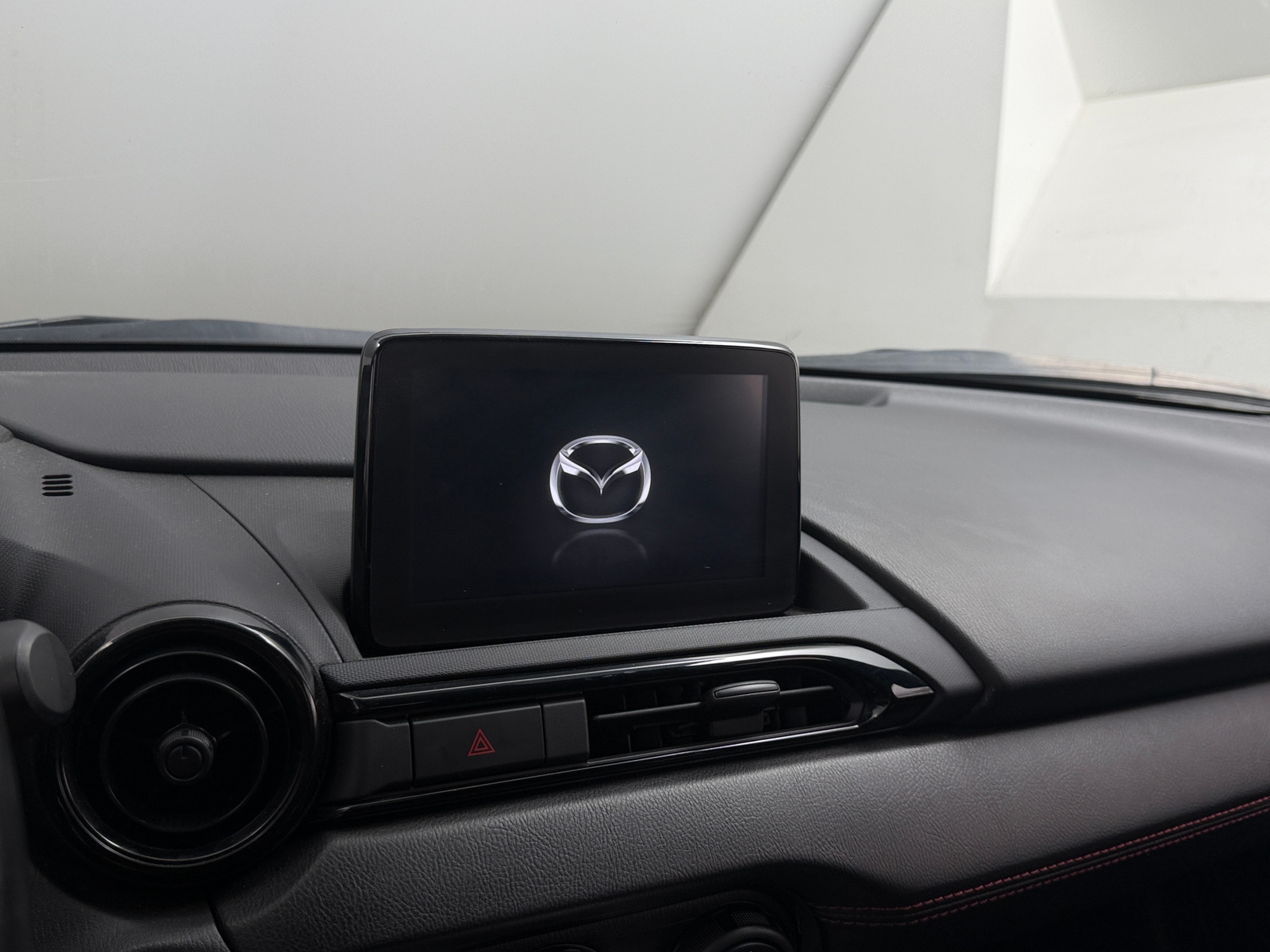 Thumbnail: 2019 Mazda MX-5 Miata - 3