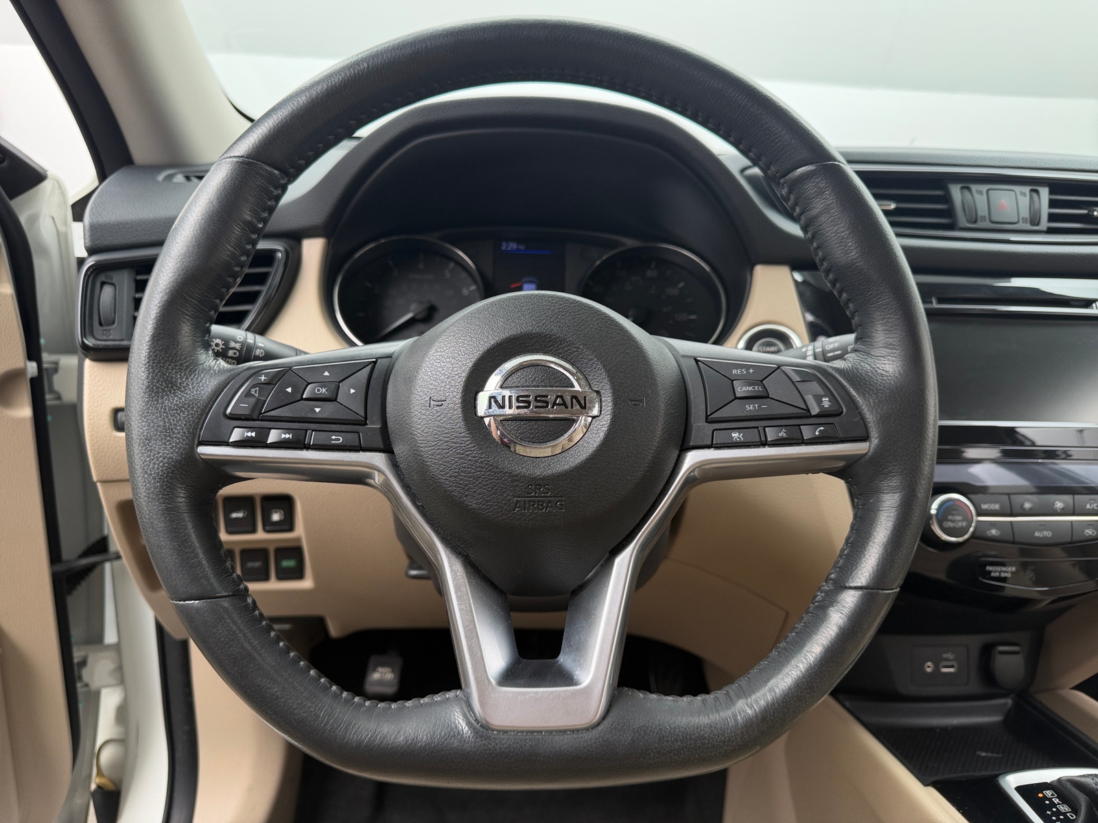 Thumbnail: 2018 Nissan Rogue - 5